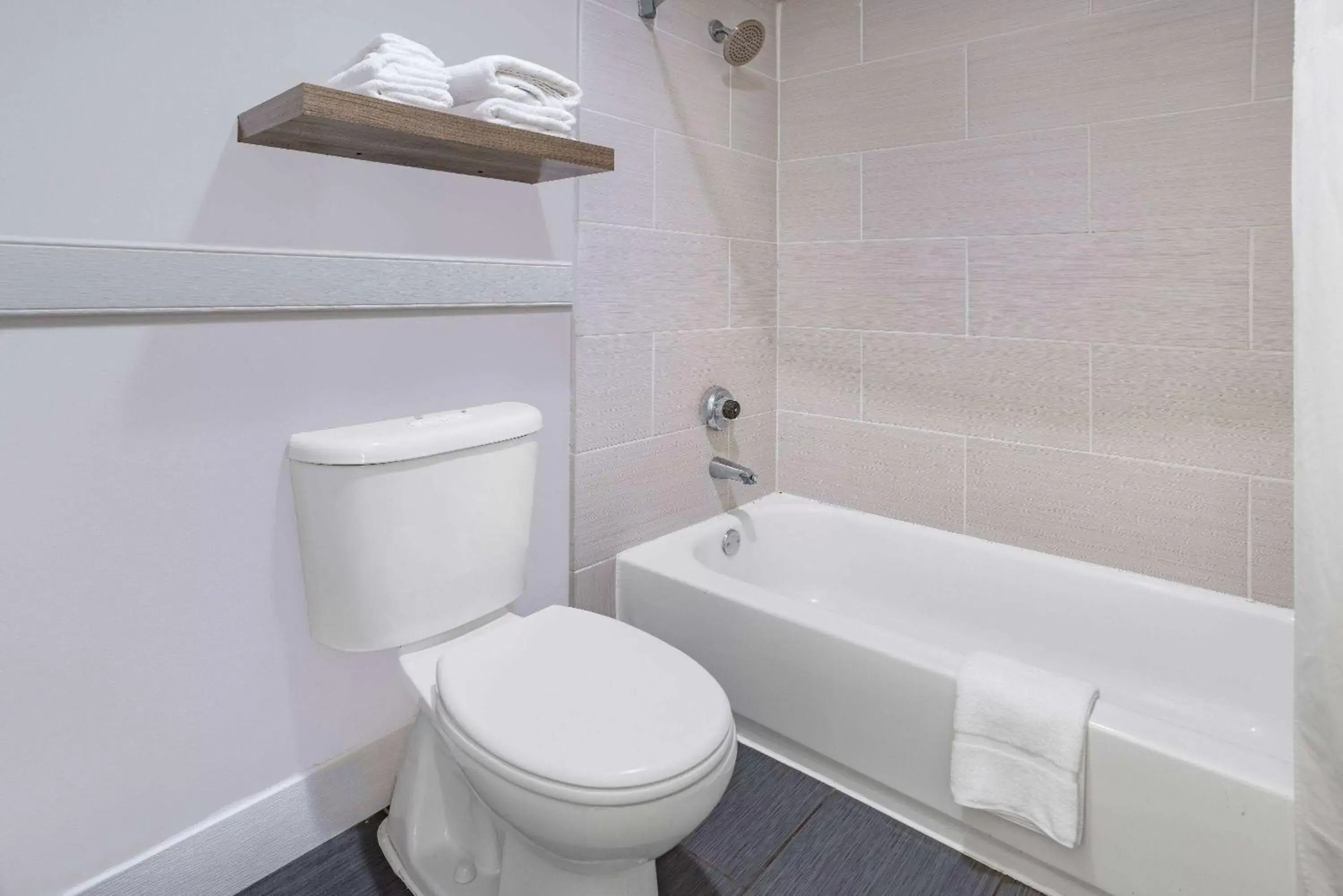 Bathroom in Days Inn by Wyndham Raleigh Glenwood-Crabtree Bathroom in Days Inn by Wyndham Raleigh Glenwood-Crabtree