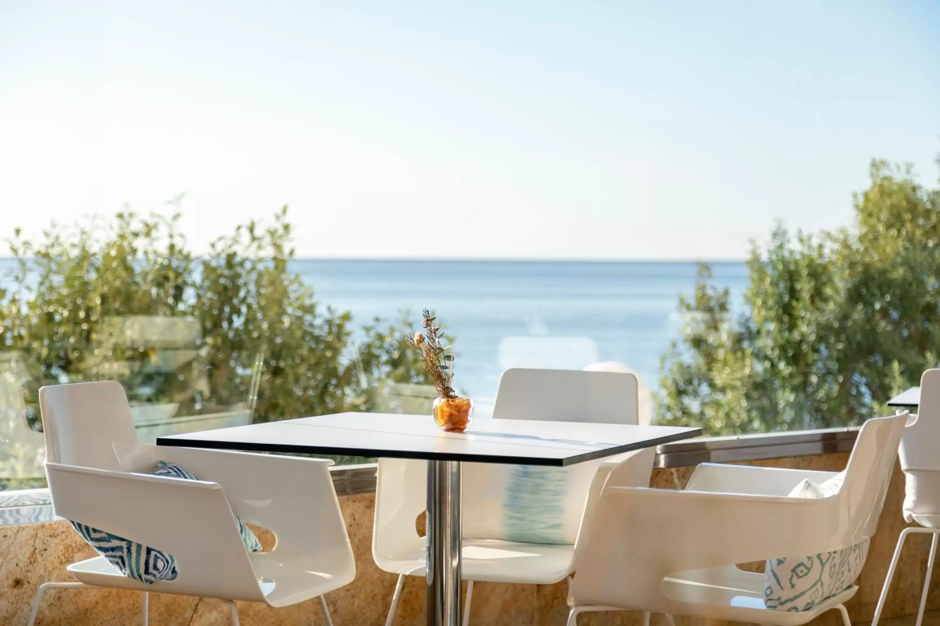 Restaurant/places to eat in Hotel Spa Porta Maris by Melia