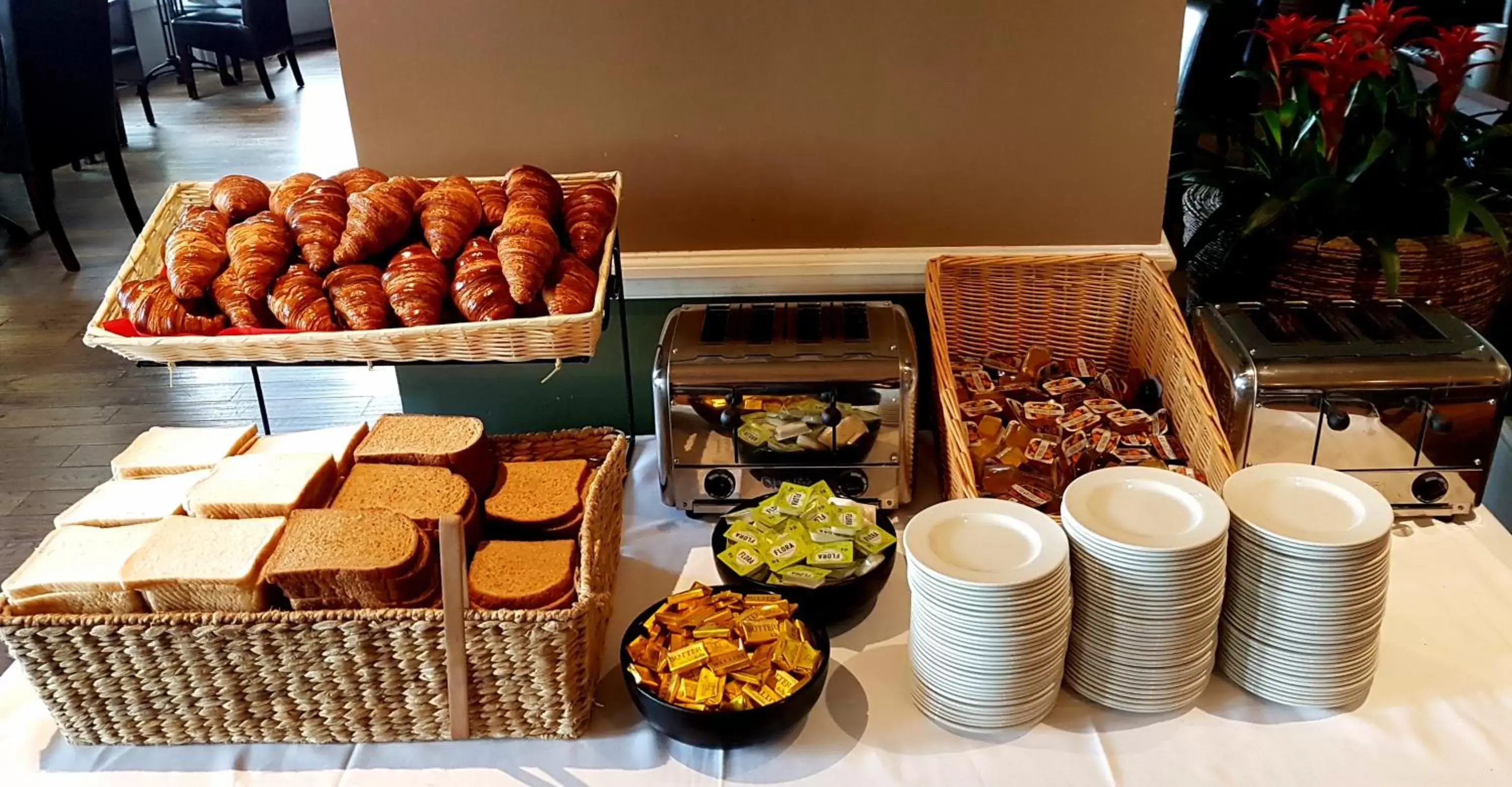 Buffet breakfast in Queens Hotel & Spa Buffet breakfast in Queens Hotel & Spa