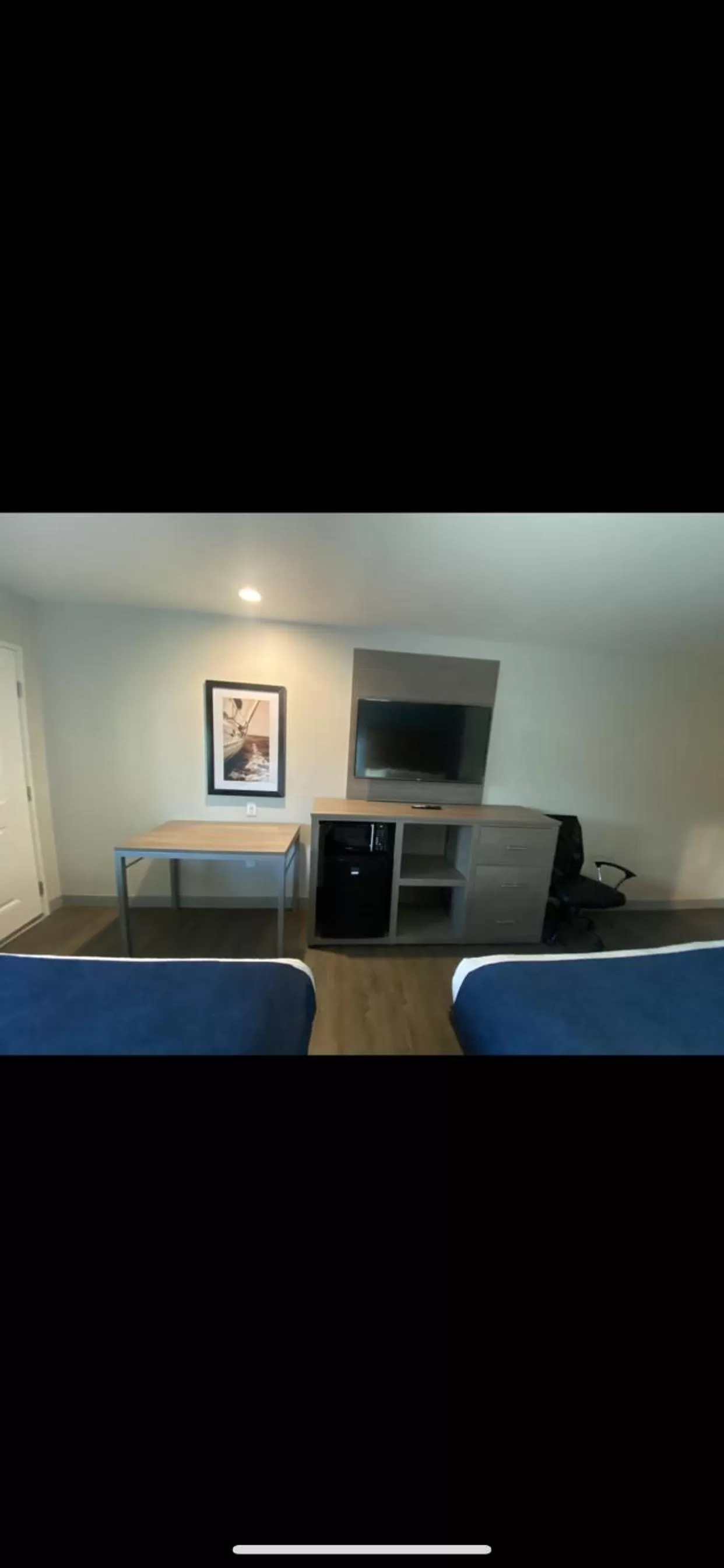 Double Room in Torch Lite Inn at the Beach Boardwalk