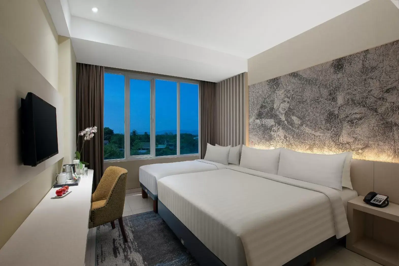 Bedroom, Mountain View in ASTON Banyuwangi Hotel and Conference Center