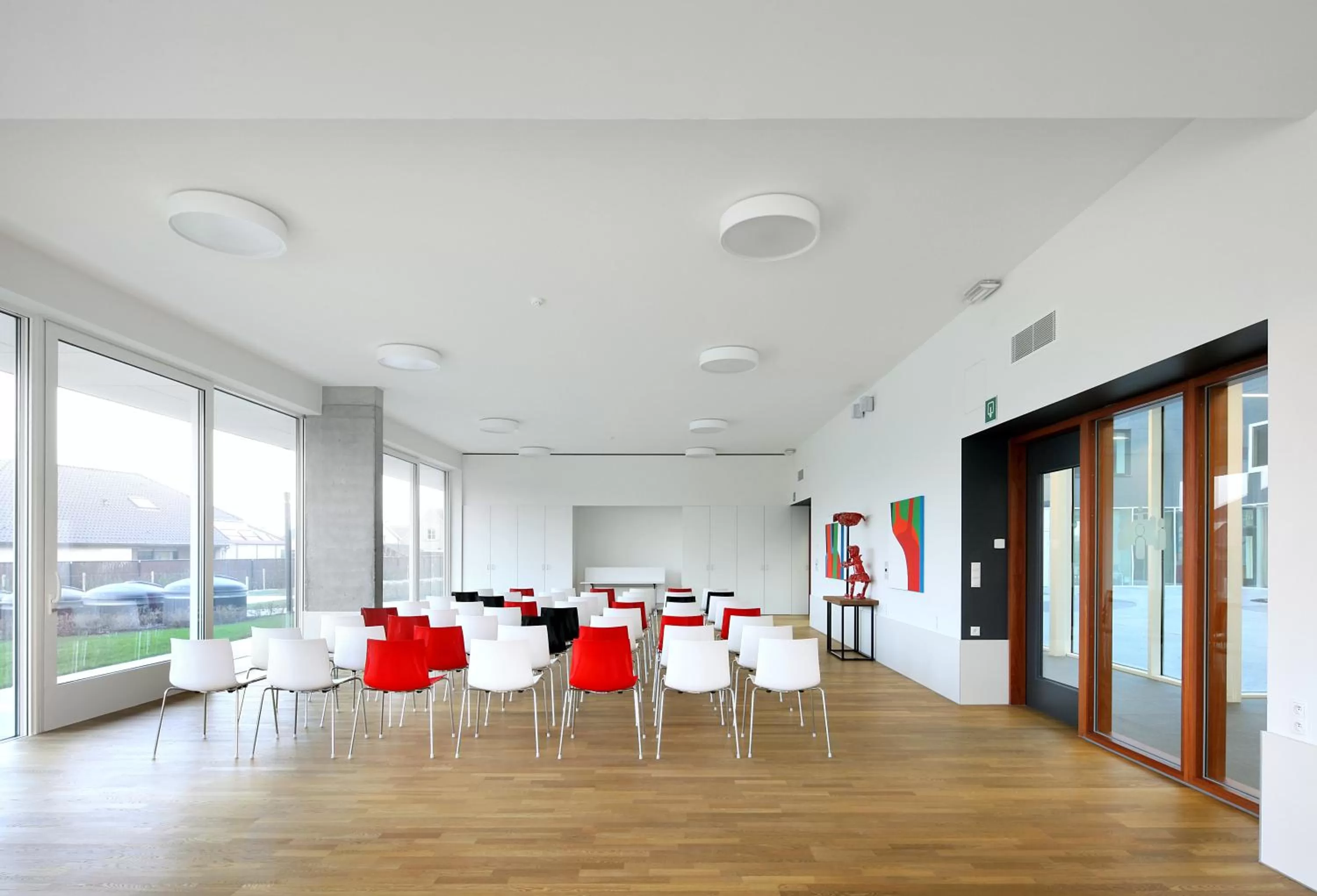 Business facilities in Hotel Middelpunt - Gratis Parking - Ontbijt inbegrepen! Nieuwjaarsbrunch 01 januari