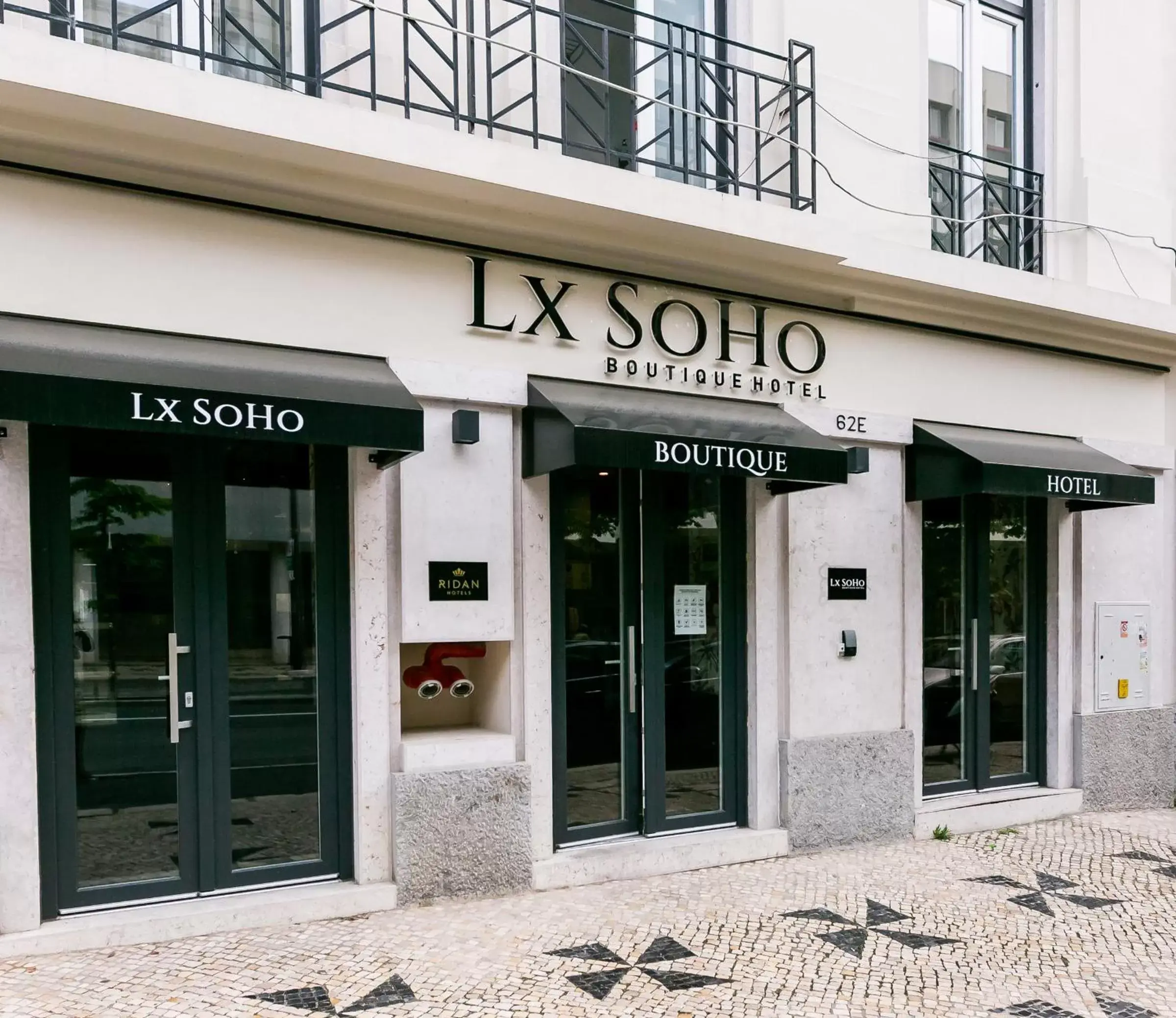 Facade/entrance in LX SoHo Boutique Hotel by RIDAN Hotels