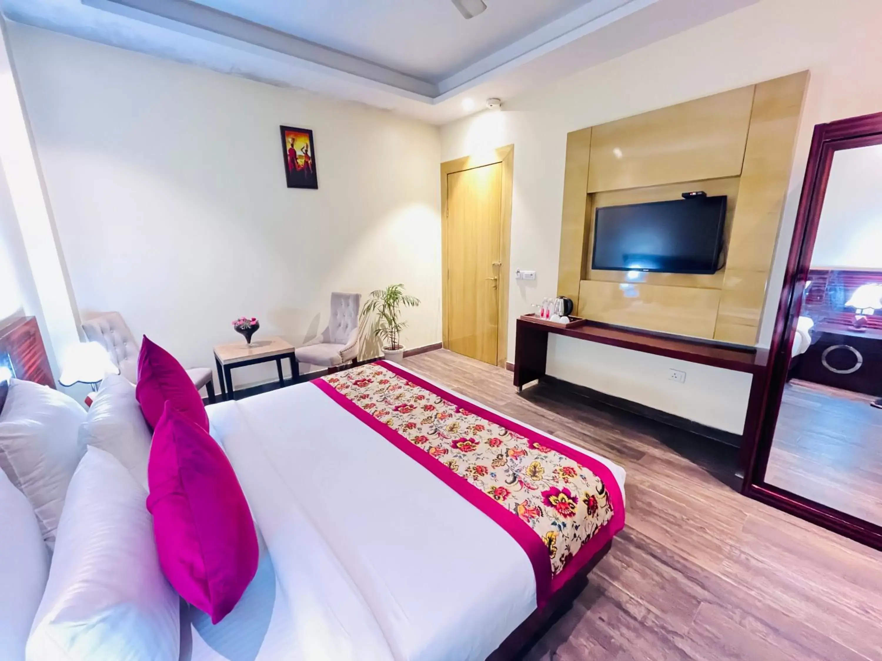 Bed in Hotel Banz - Near Delhi International Airport