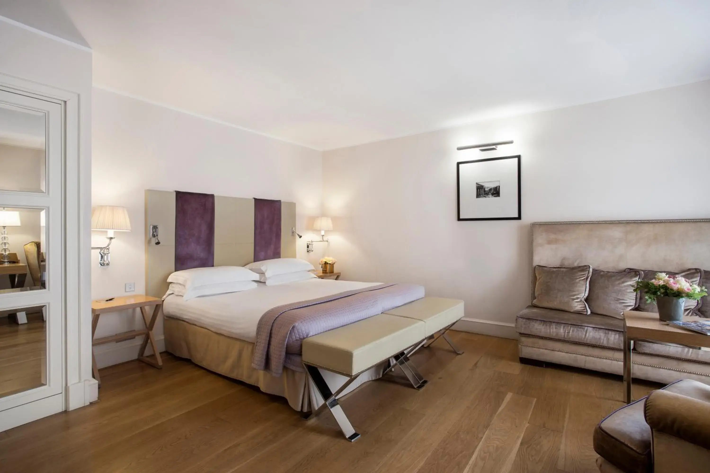 Junior Suite in Castille Paris – Starhotels Collezione