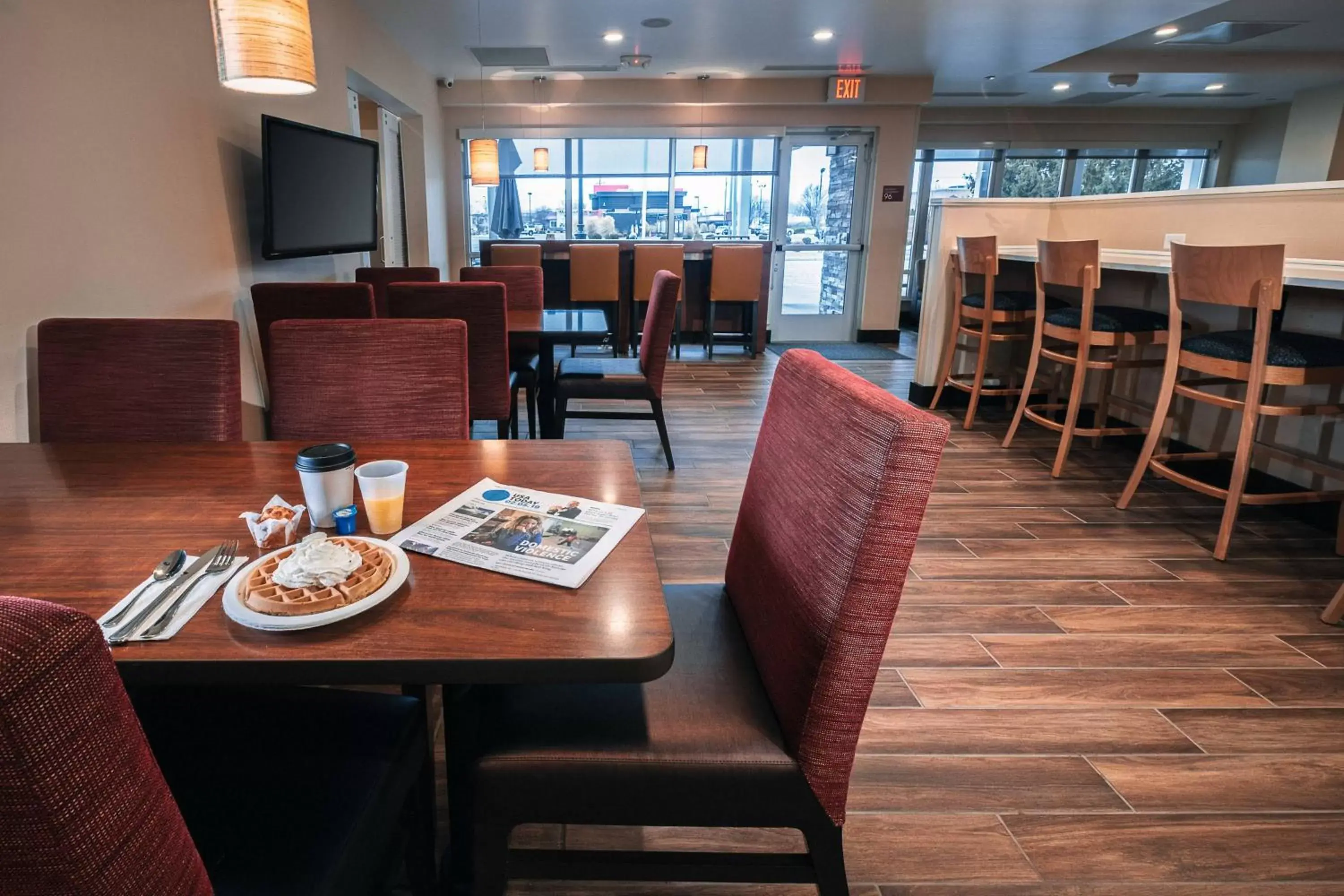 Breakfast, Restaurant/Places to Eat in TownePlace Suites by Marriott Toledo Oregon