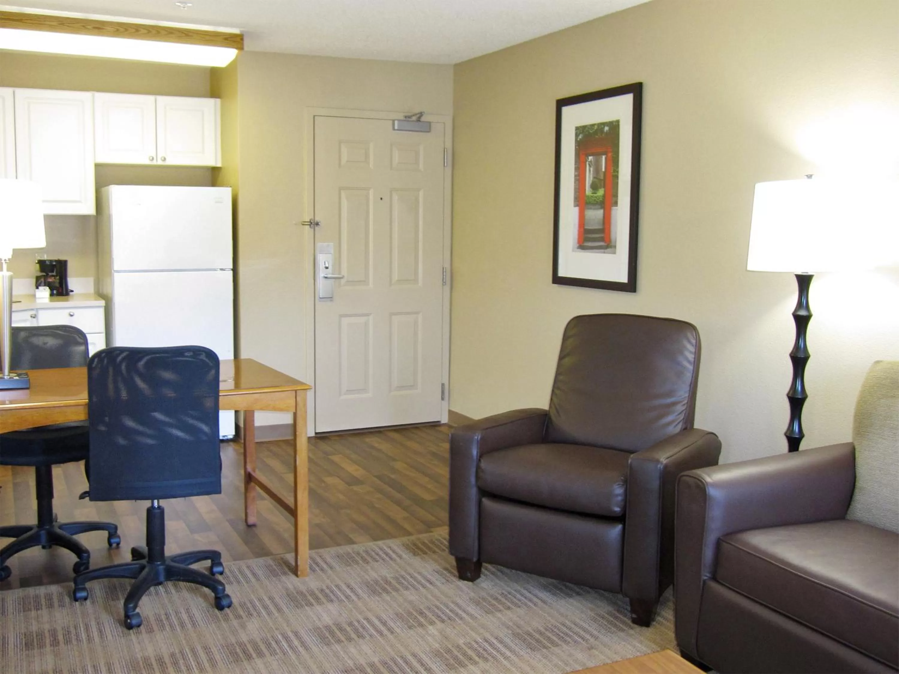 Kitchen or kitchenette in Extended Stay America Suites - Washington, DC - Gaithersburg - South