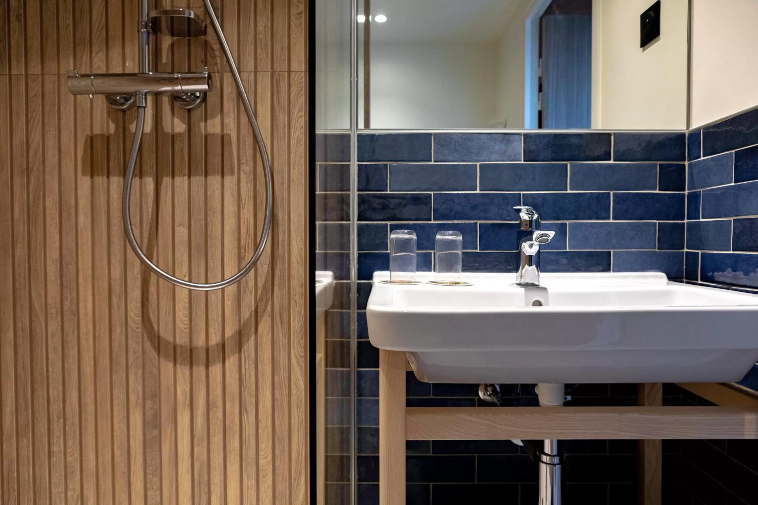 Bathroom in La Belle Ville