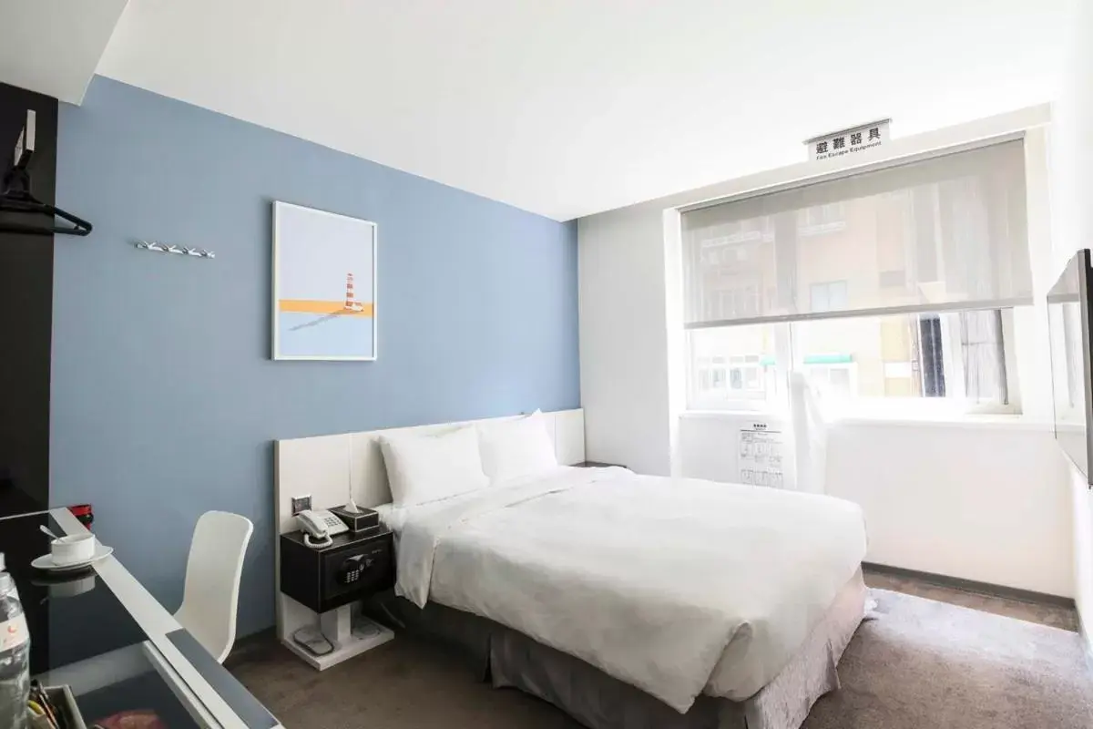 Photo of the whole room, Bed in CityInn Hotel Taipei Station Branch III Photo of the whole room, Bed in CityInn Hotel Taipei Station Branch III