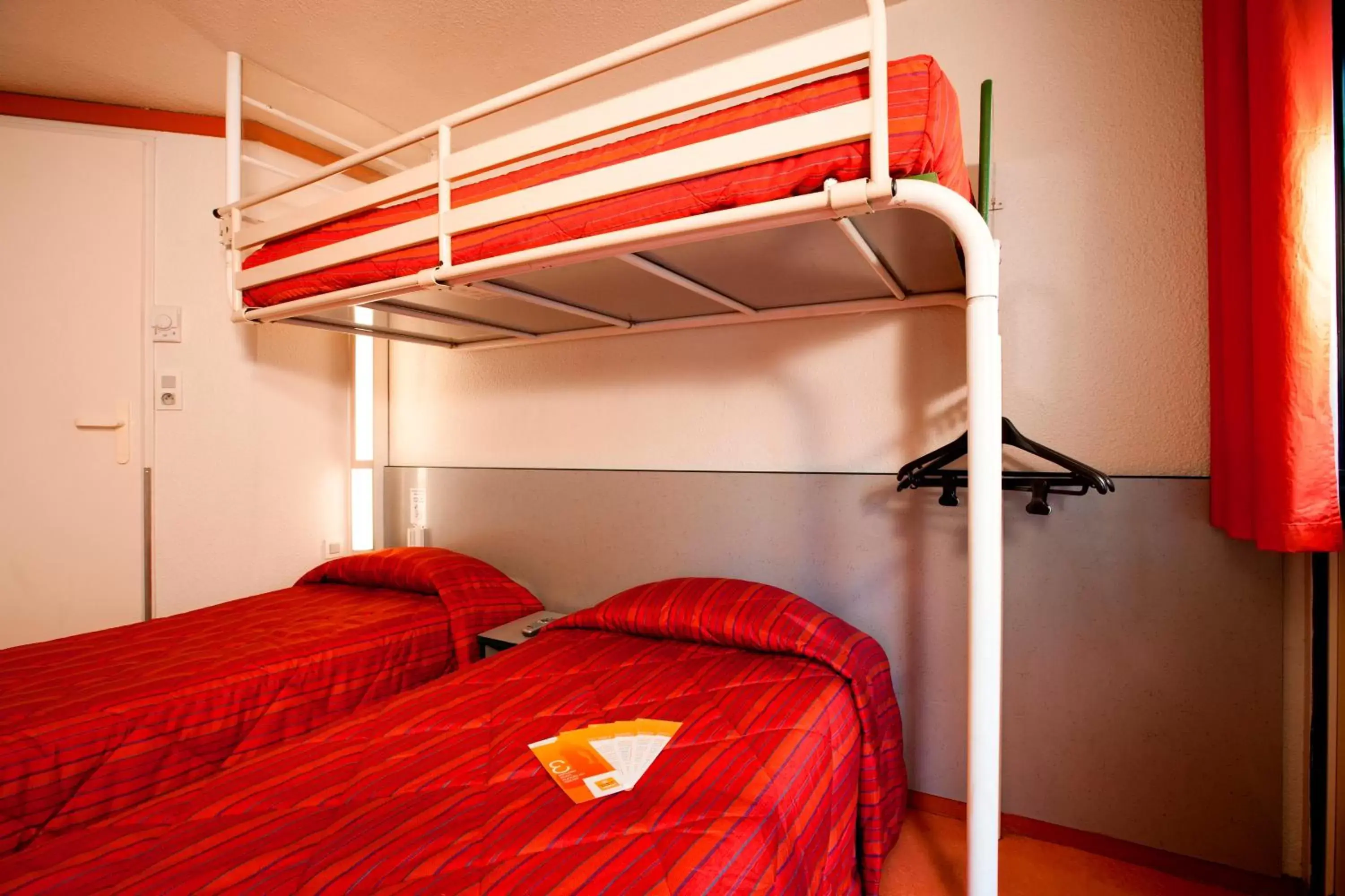 Triple Room in Premiere Classe La Rochelle Sud - Angoulins