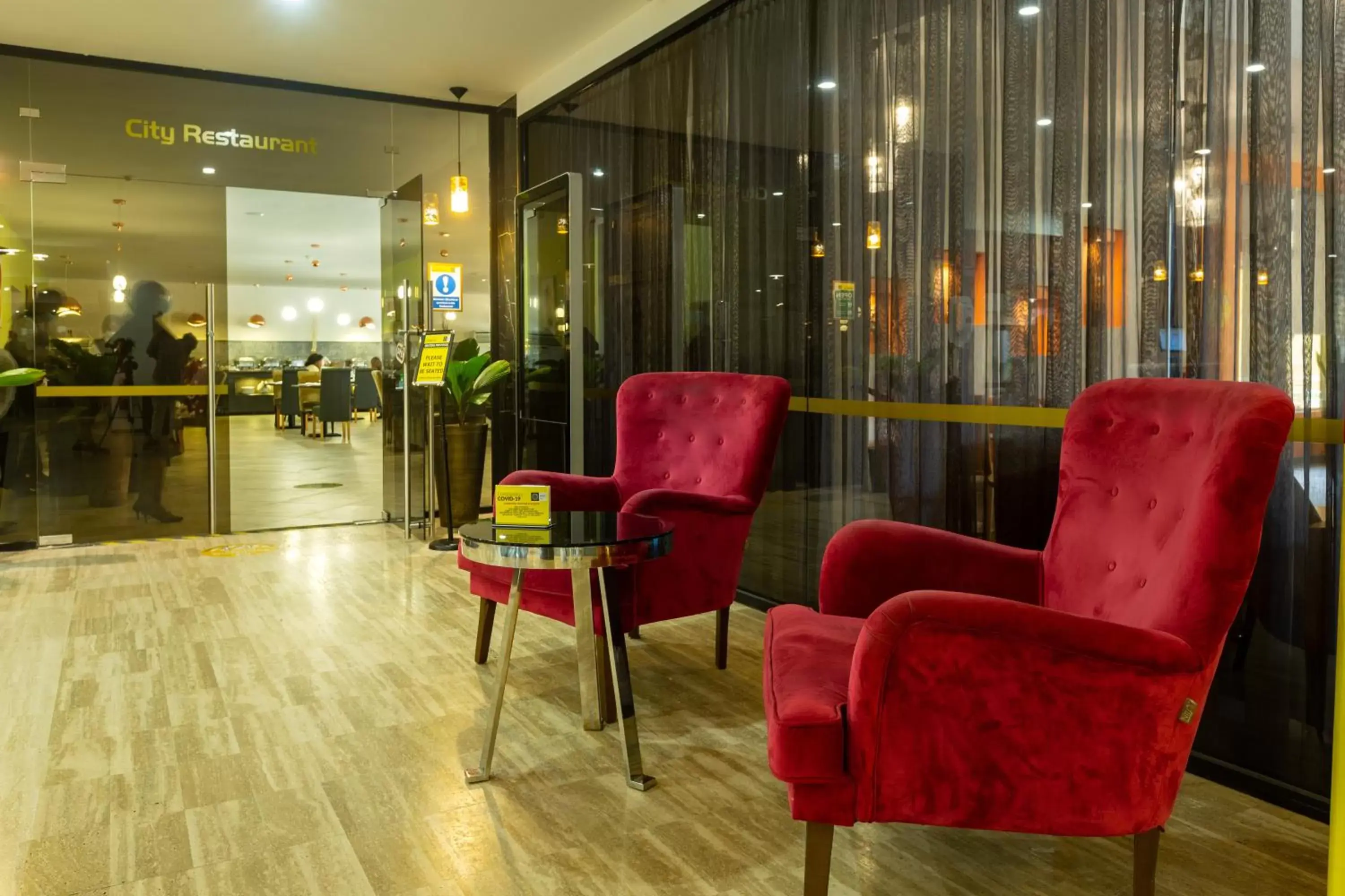 Lobby or reception, Lounge/Bar in Accra City Hotel