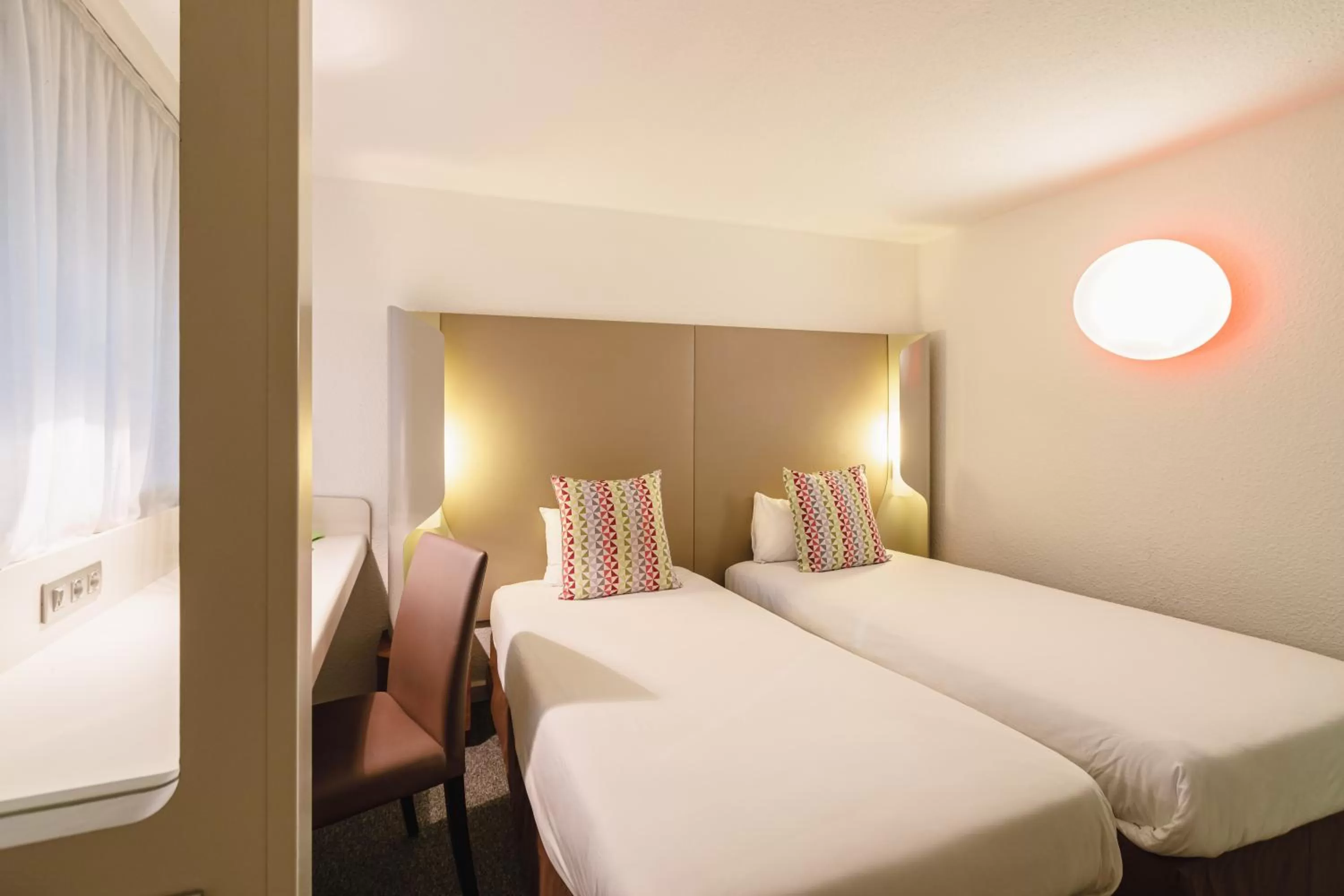 Bedroom, Bed in Campanile NATURE - Lyon Est Bron Eurexpo