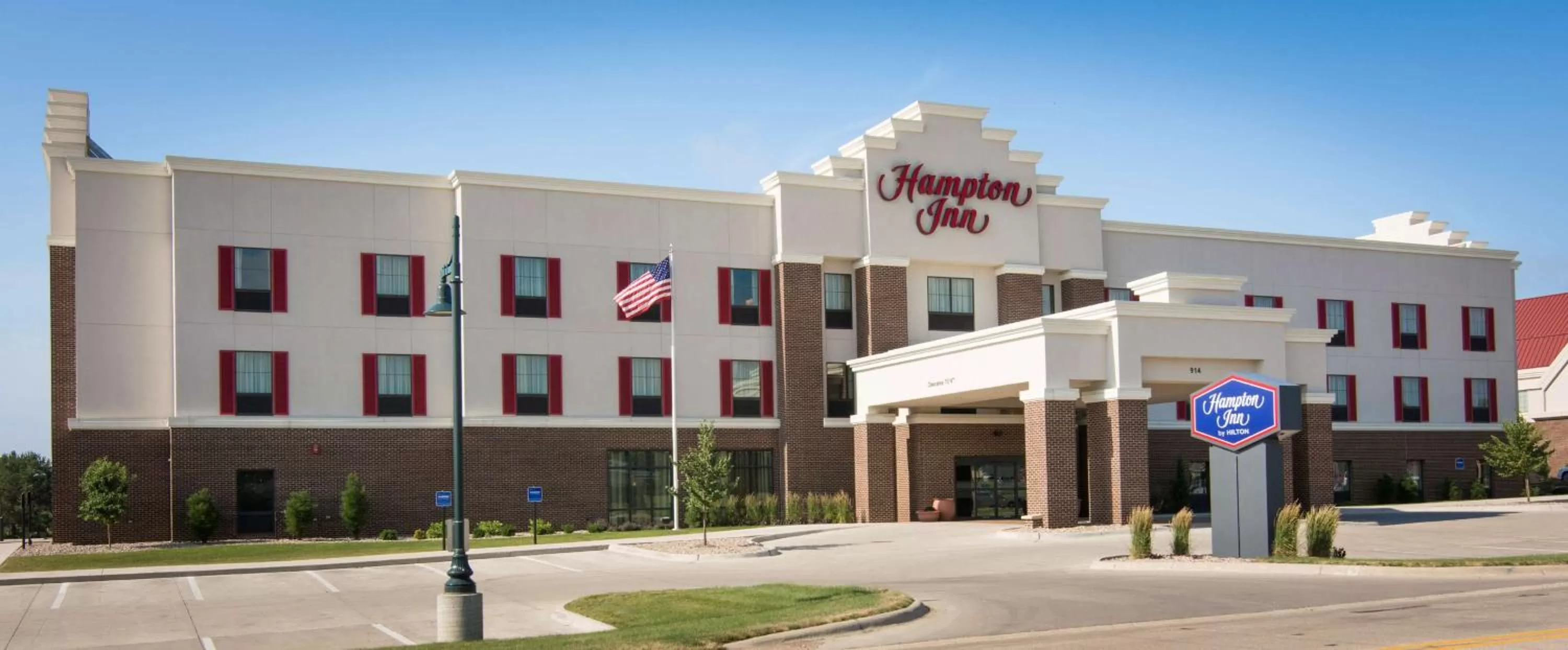 Property building in Hampton Inn Orange City