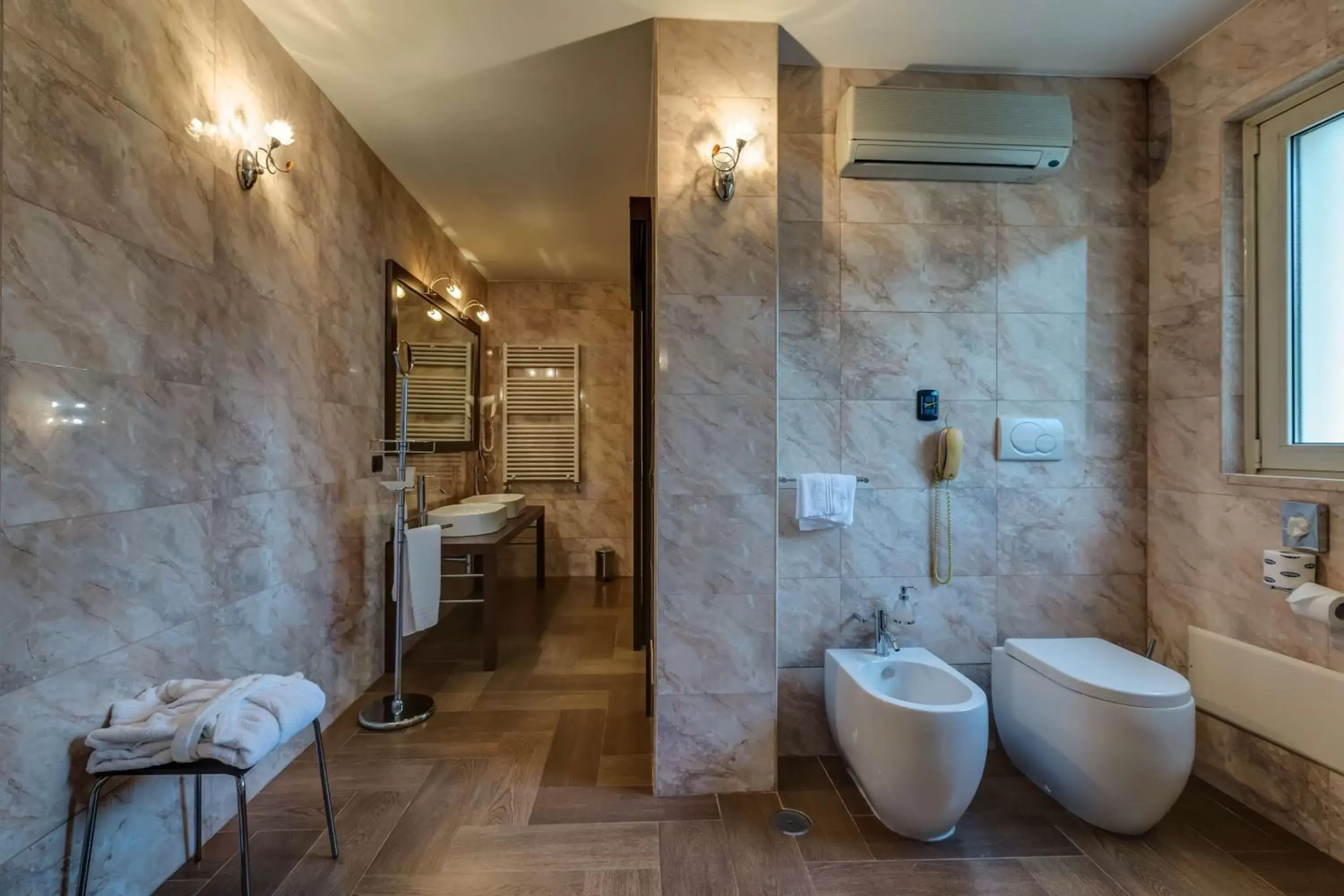 Toilet, Bathroom in Best Western Hotel Rocca