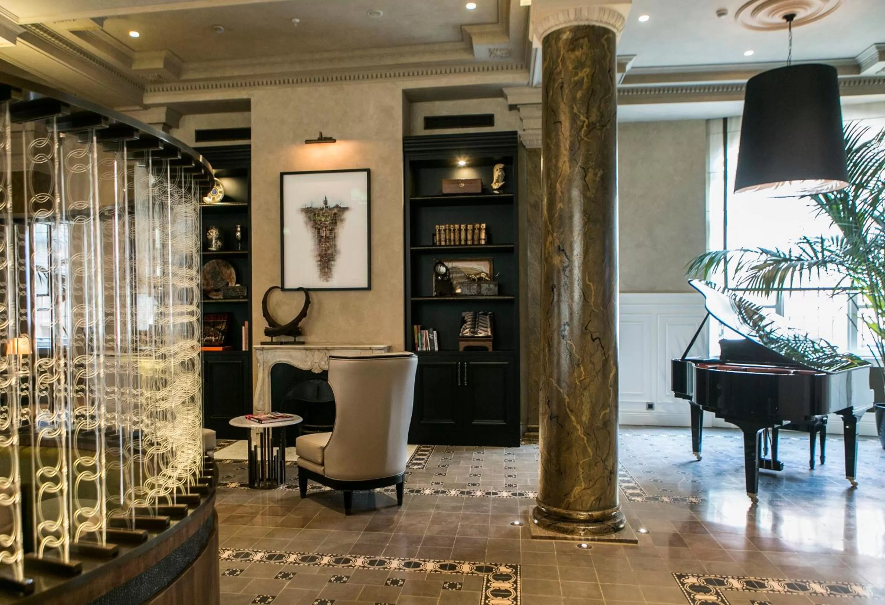 Lounge or bar in The Bank Hotel Istanbul, a Member of Design Hotels