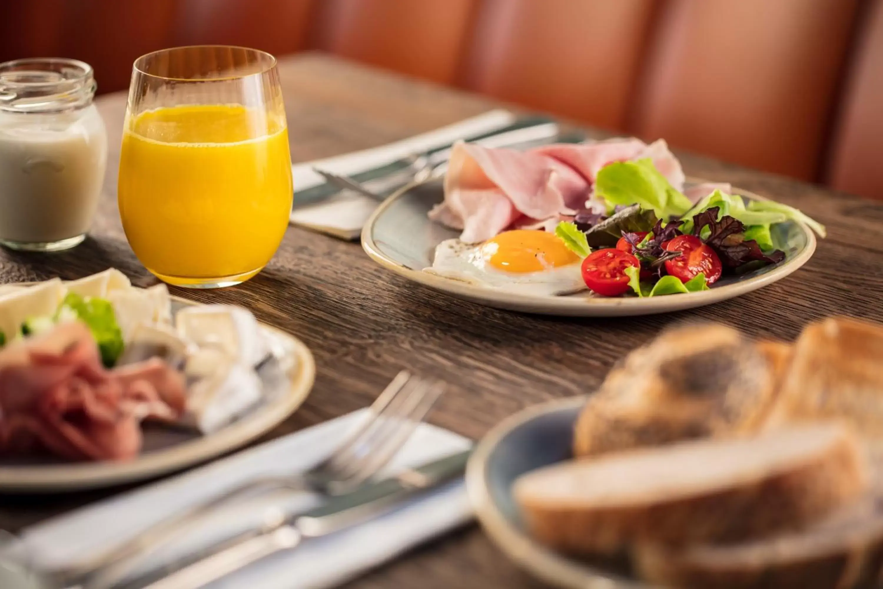 Buffet breakfast in Alveo Suites Buffet breakfast in Alveo Suites