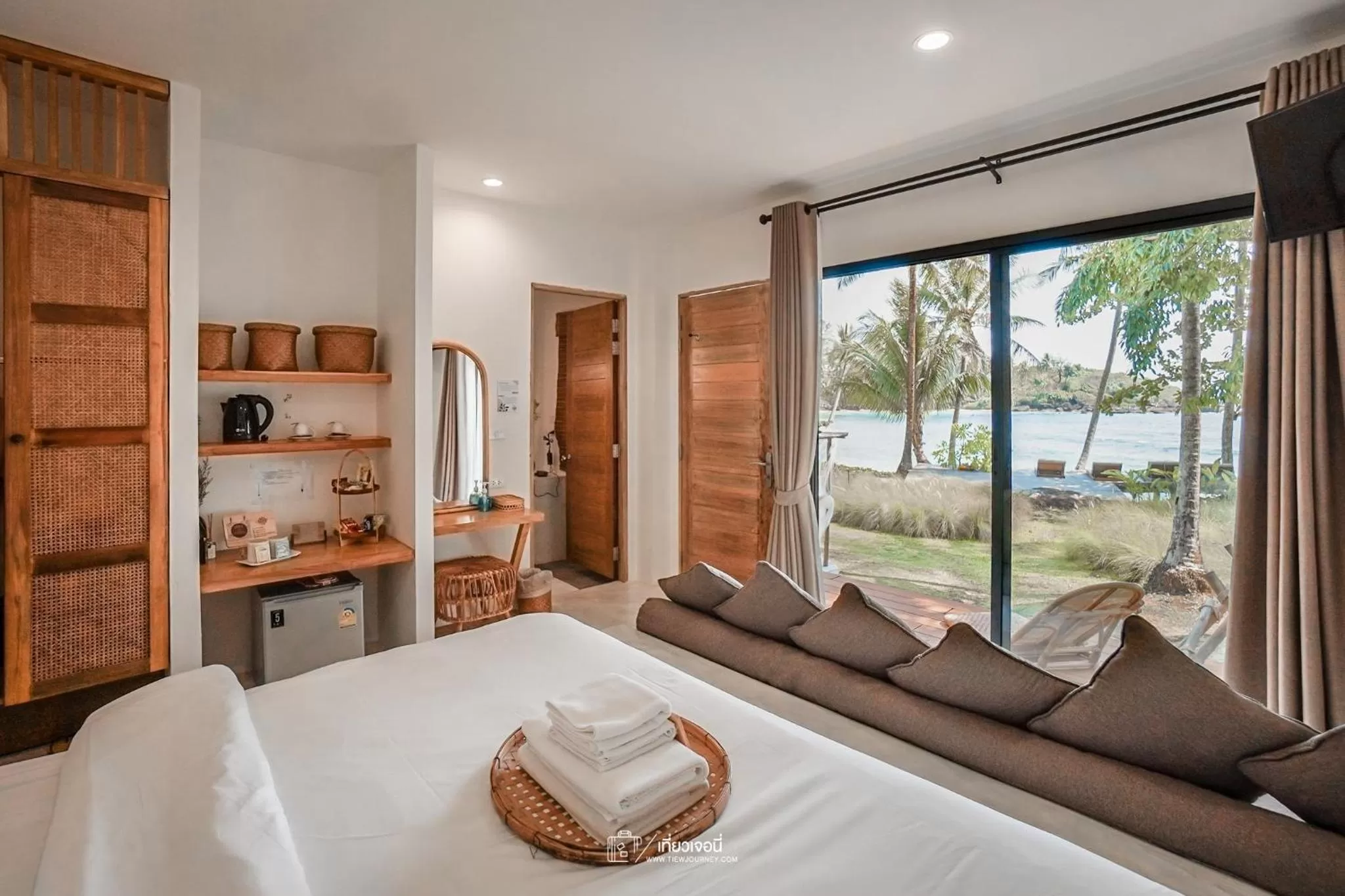 Bed in Hideout Koh Kood