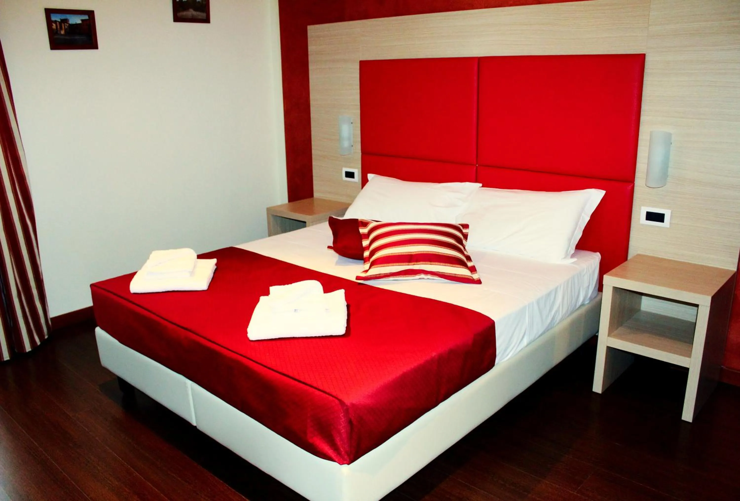 Bed in B&B Marbò Florence