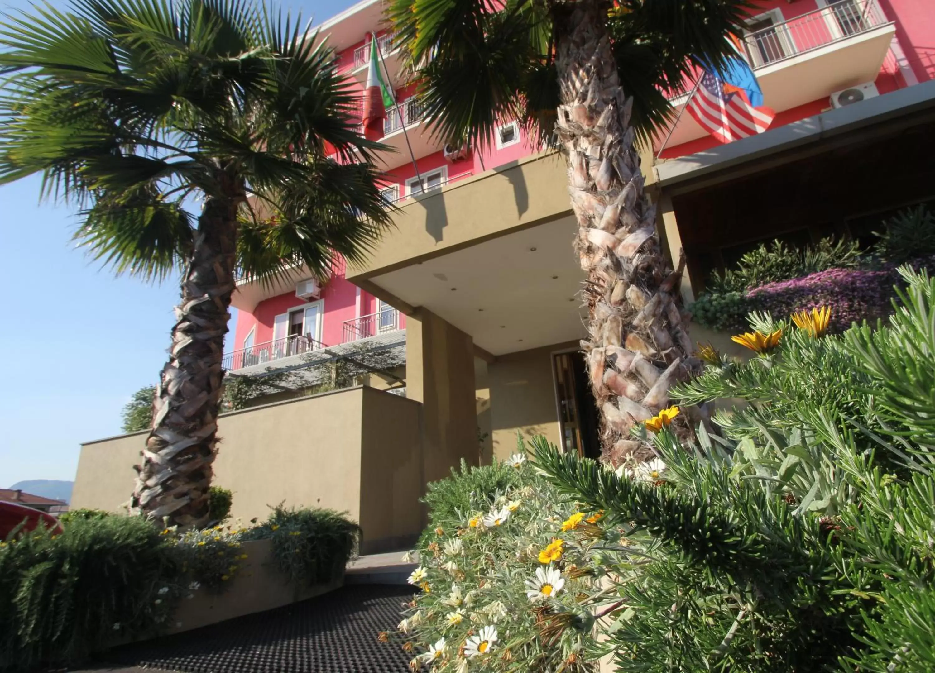 Facade/entrance, Property Building in Hotel Carosello
