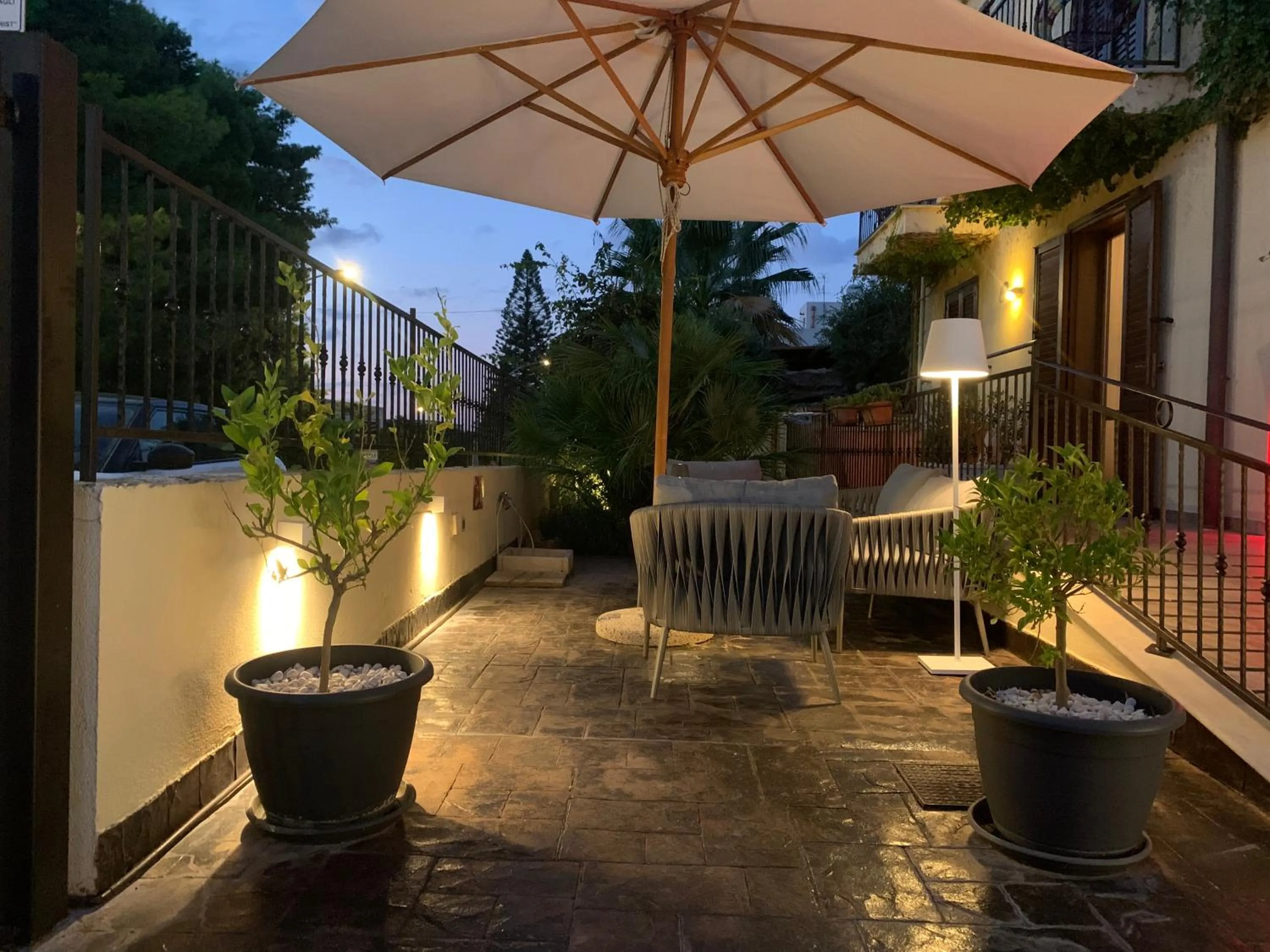 Patio in Hotel Iride by Marino Tourist