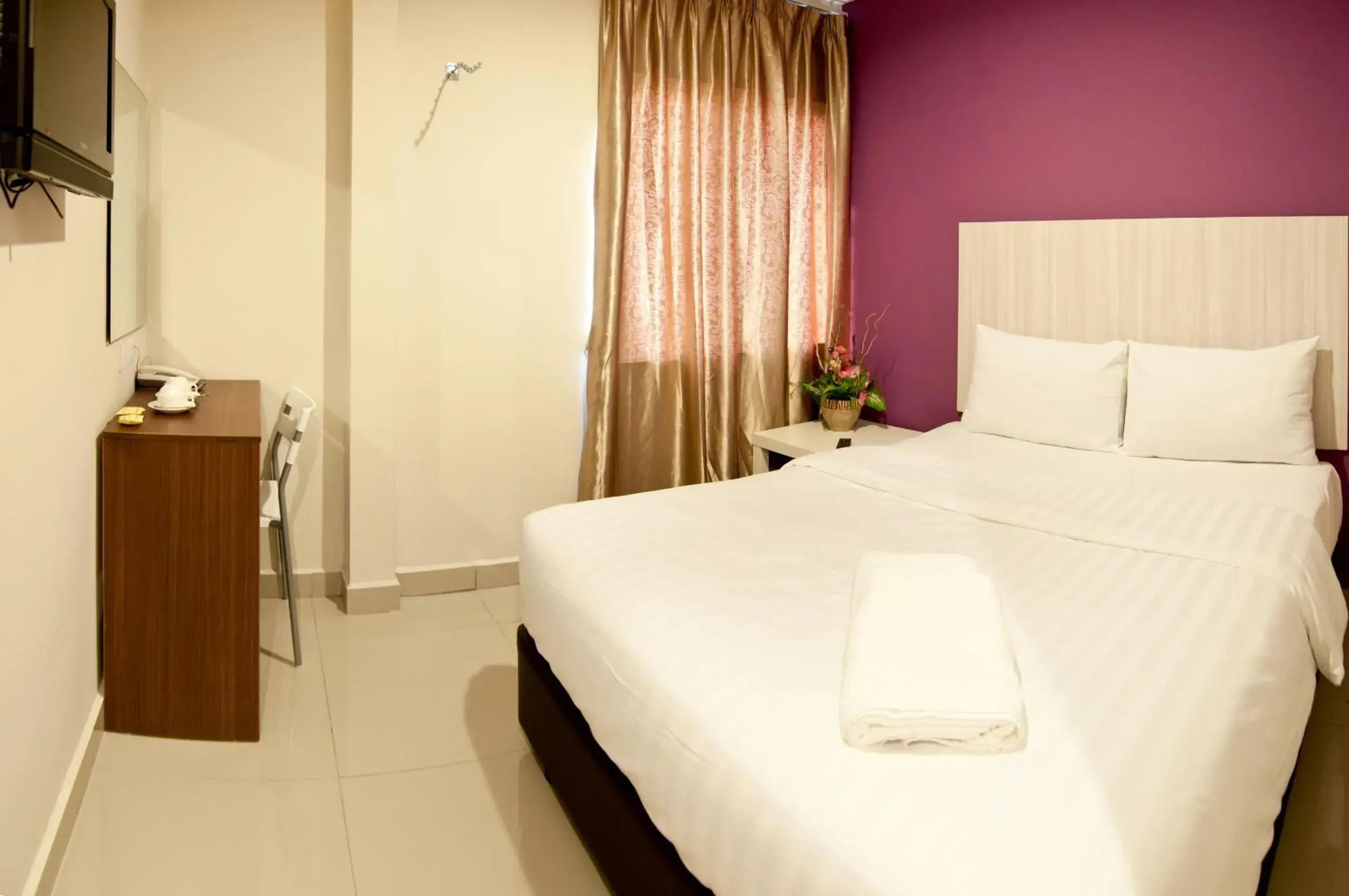 Photo of the whole room, Bed in 101 Hotel Bangi