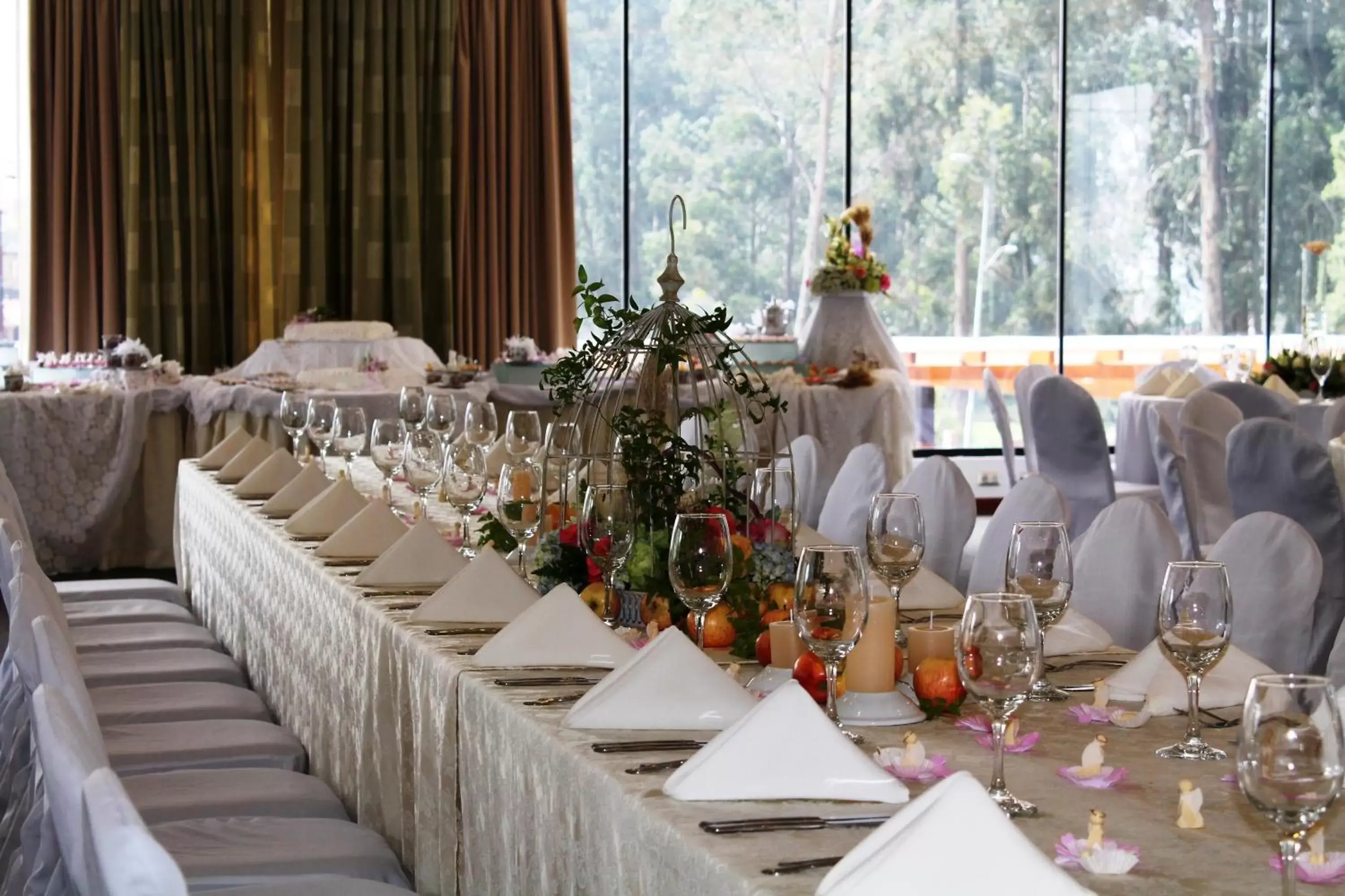 Banquet/Function facilities, Restaurant/Places to Eat in Oro Verde Cuenca