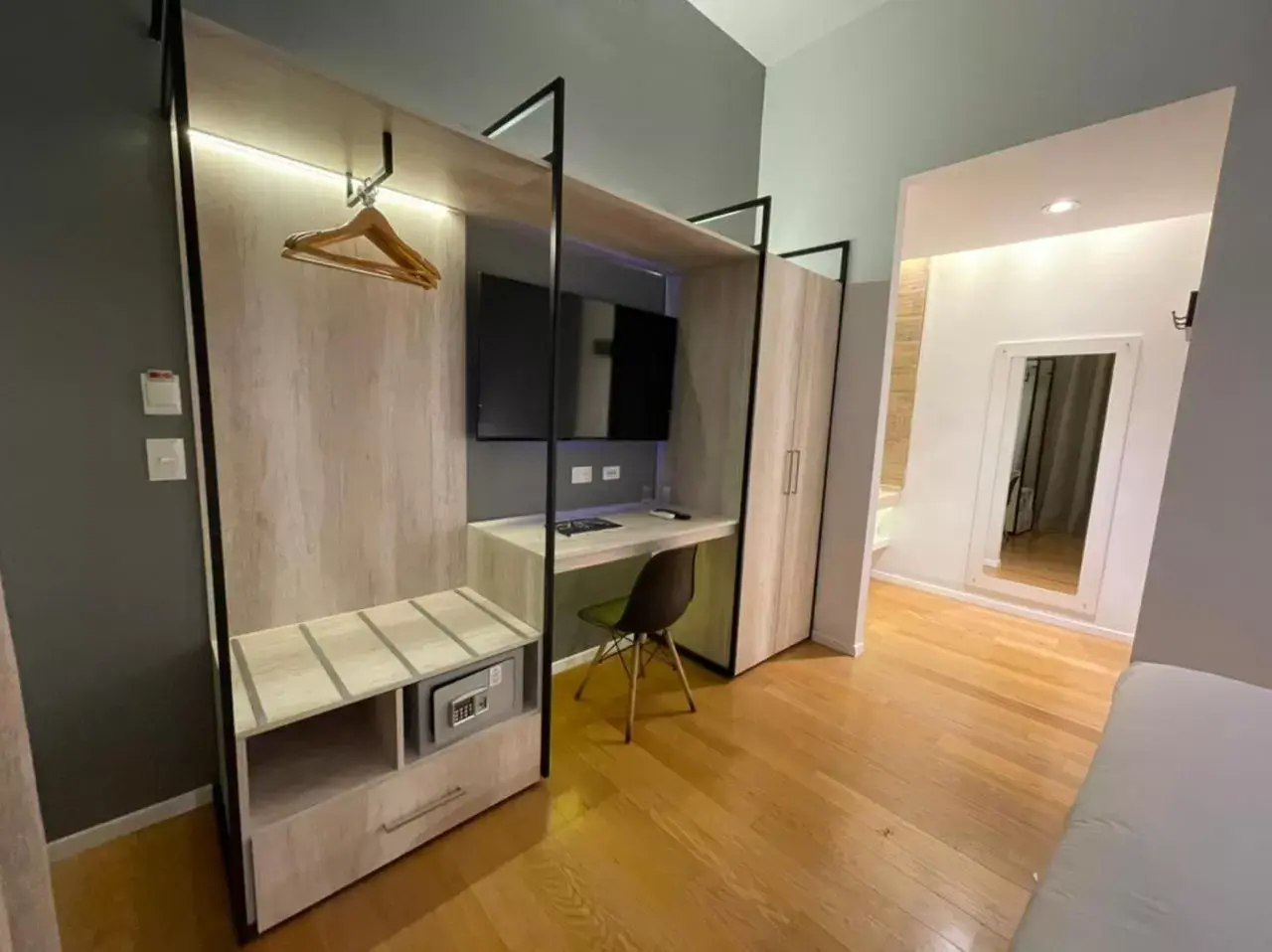 TV/Entertainment Center in Up Tribeca