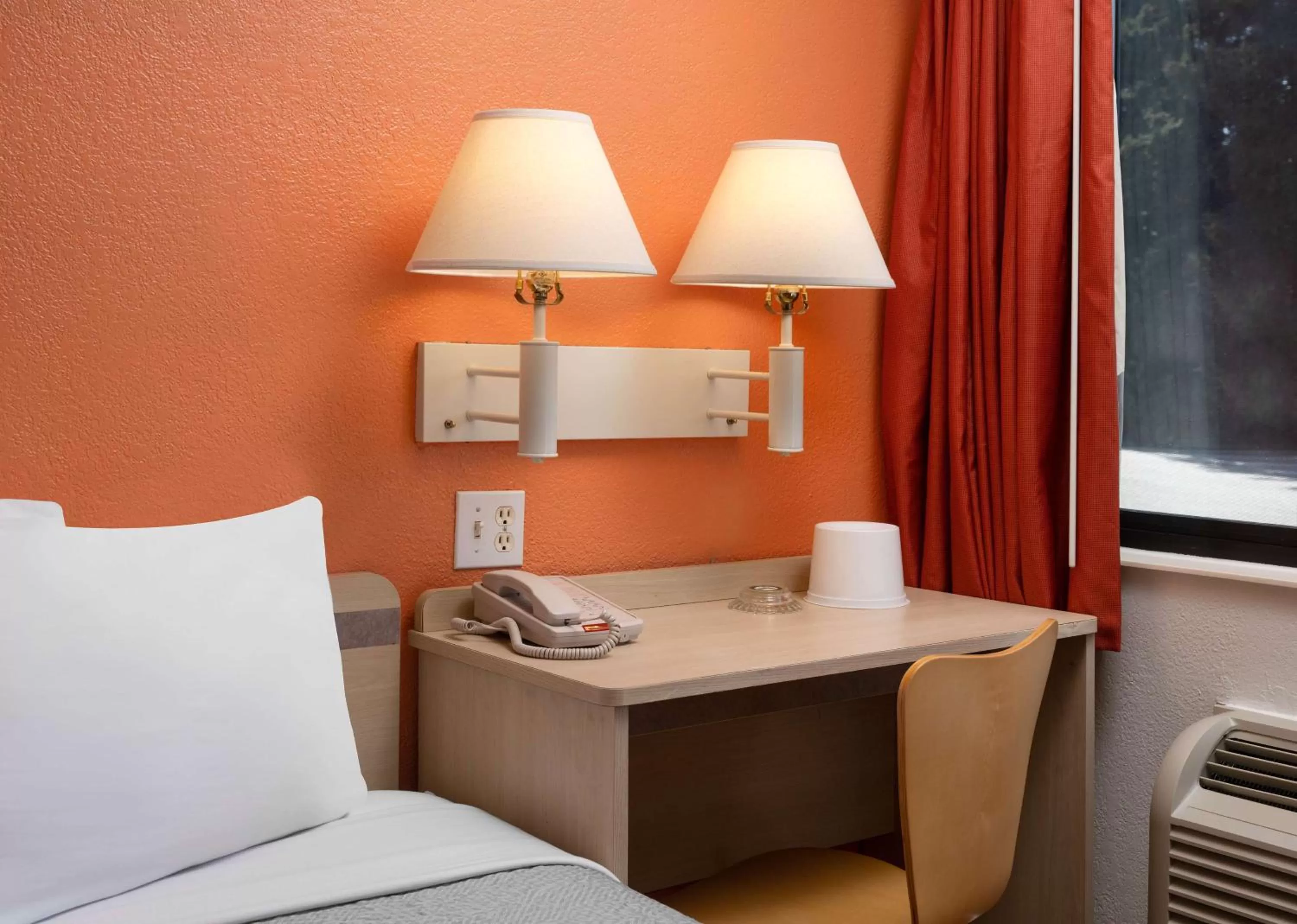 Photo of the whole room in Motel 6-San Luis Obispo, CA - North