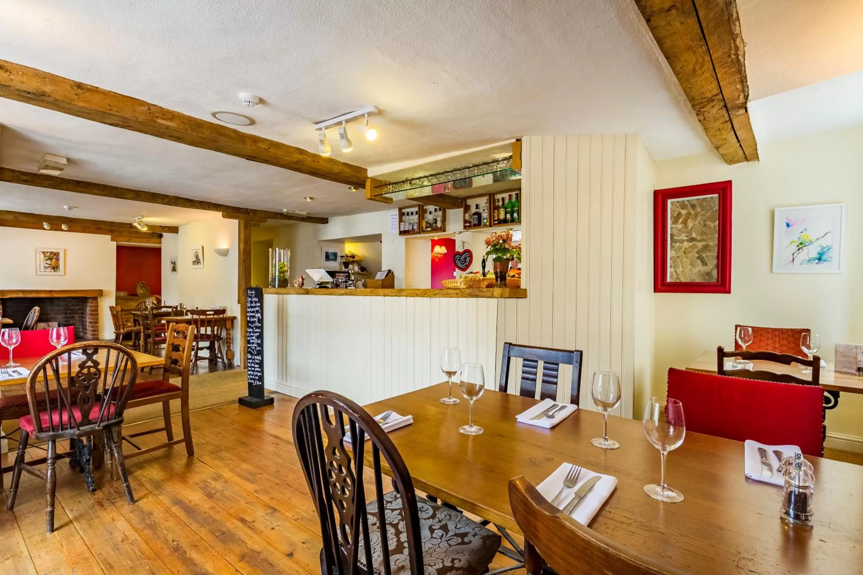 Restaurant/places to eat in The Castle Inn