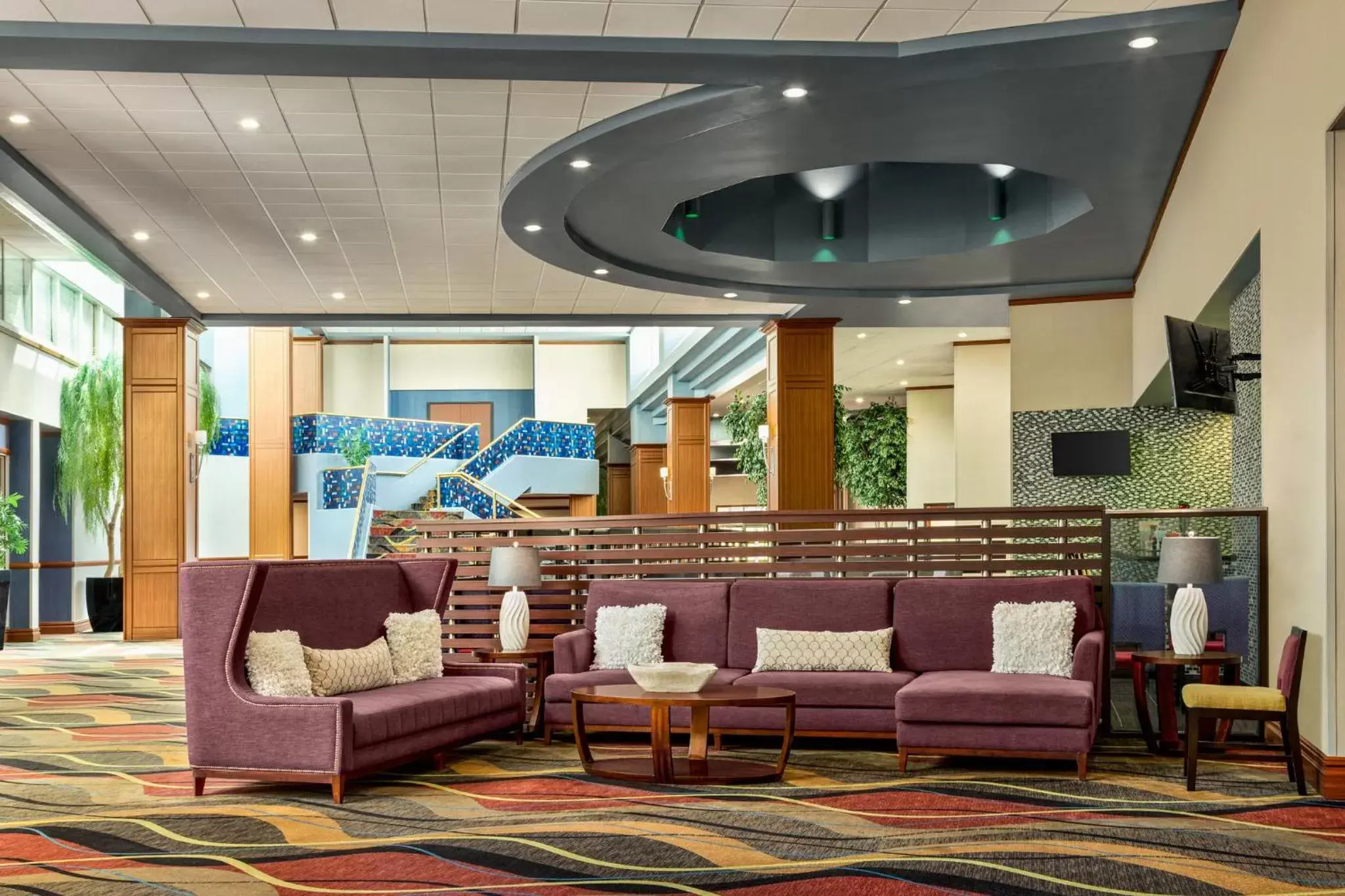 Property building, Lobby/Reception in Holiday Inn Louisville East - Hurstbourne, an IHG Hotel