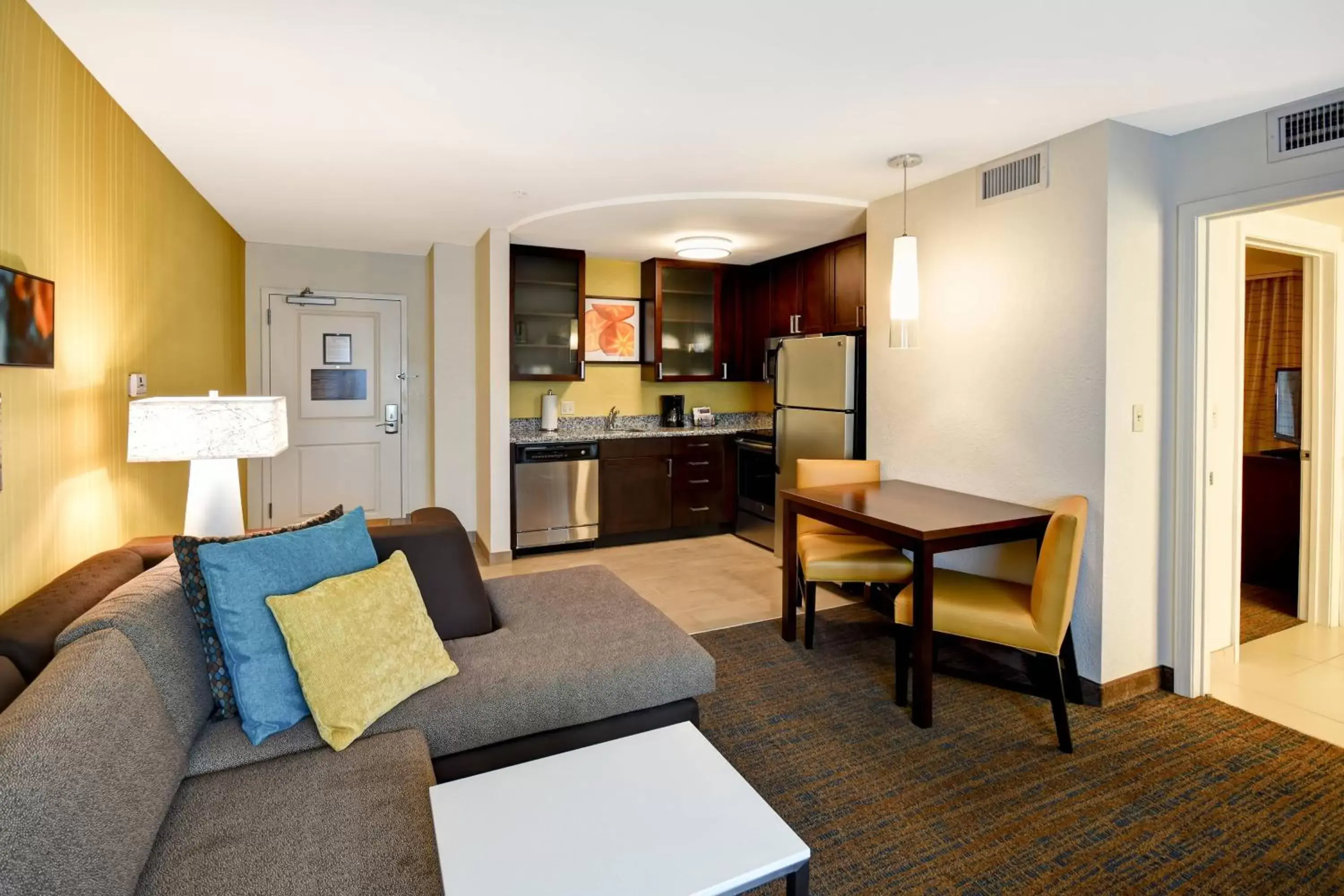 Bedroom, Seating Area in Residence Inn by Marriott Springfield Chicopee