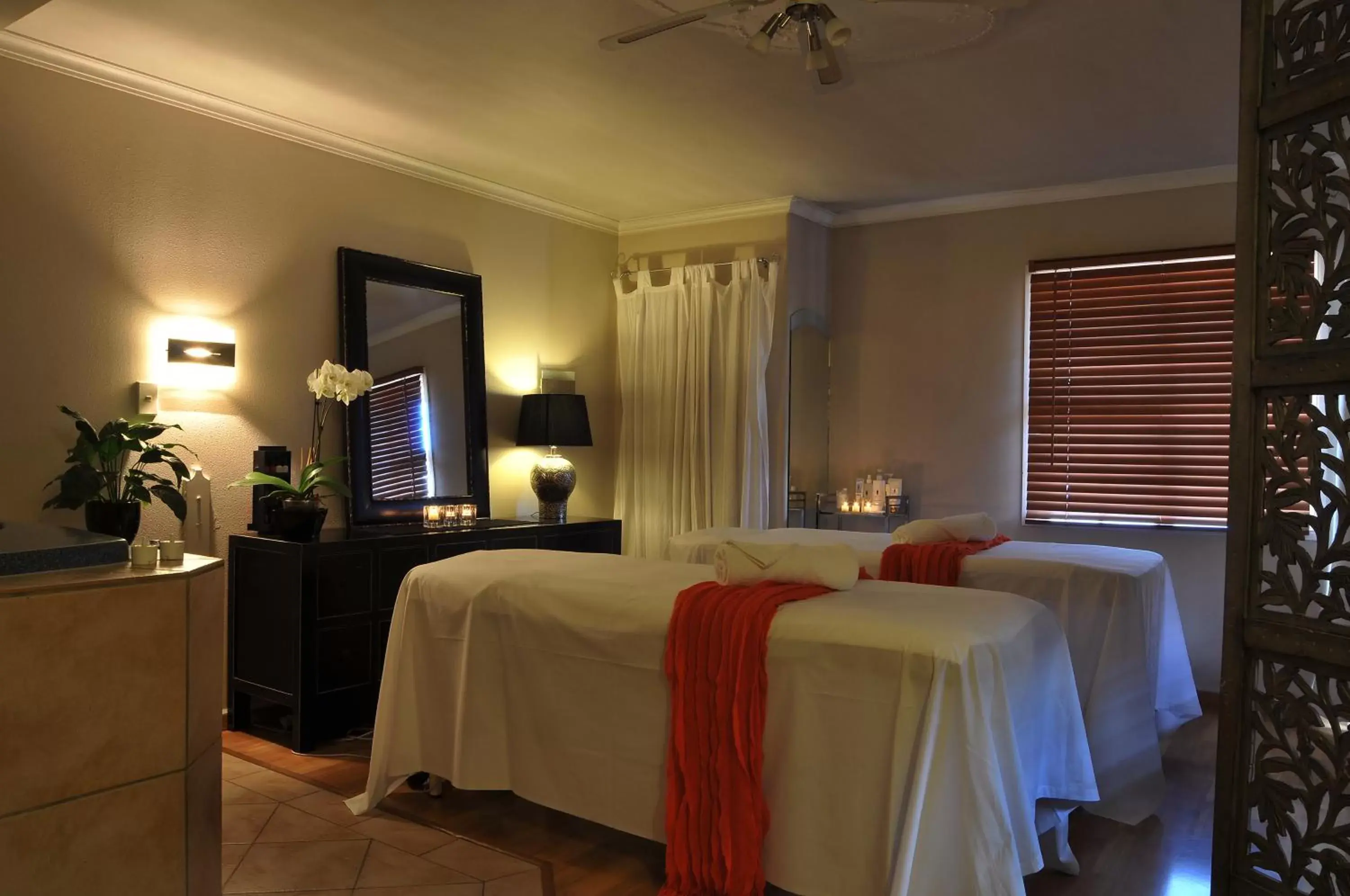 Massage in Silver Fern Rotorua Suites & Spa