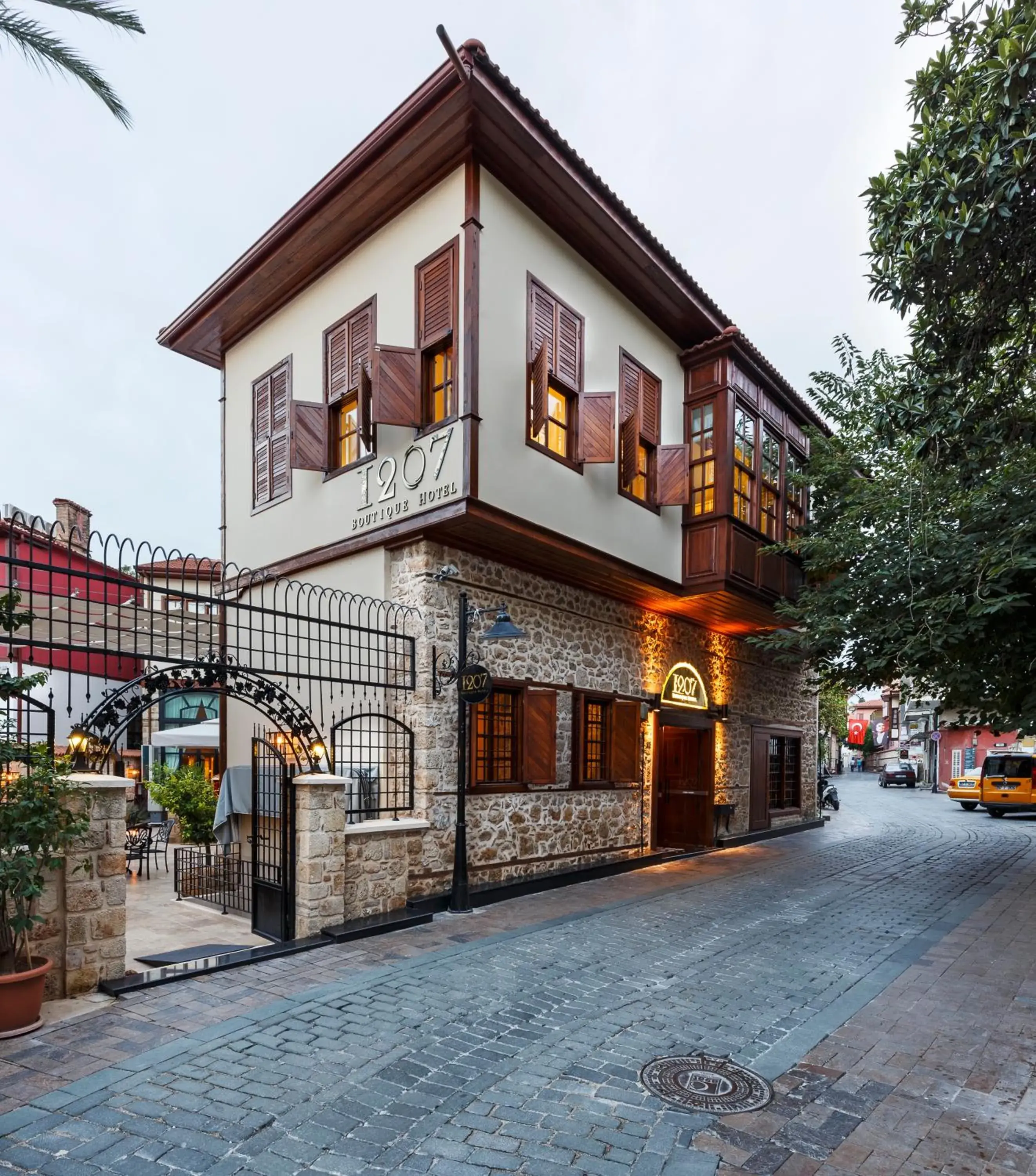 Street view, Property Building in Hotel 1207