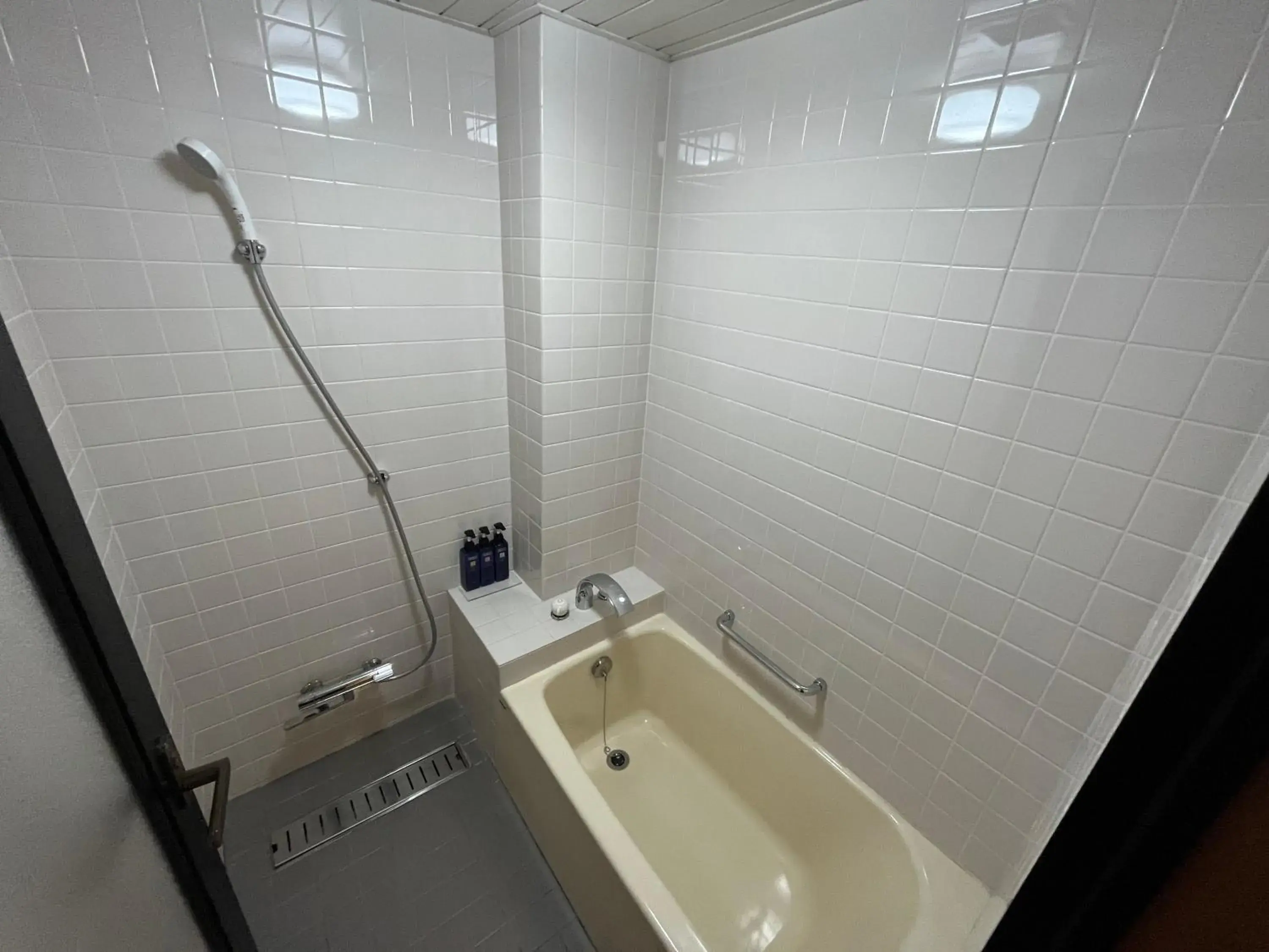 Bathroom in Shogetsu Grand Hotel