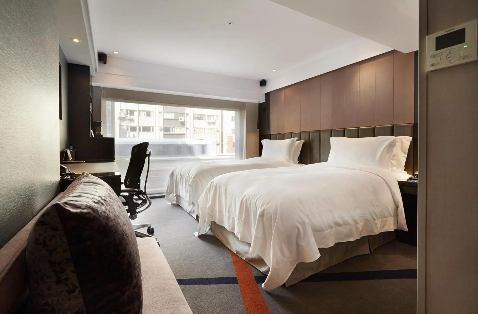 Photo of the whole room, Bed in The Tango Hotel Taipei FuHsing