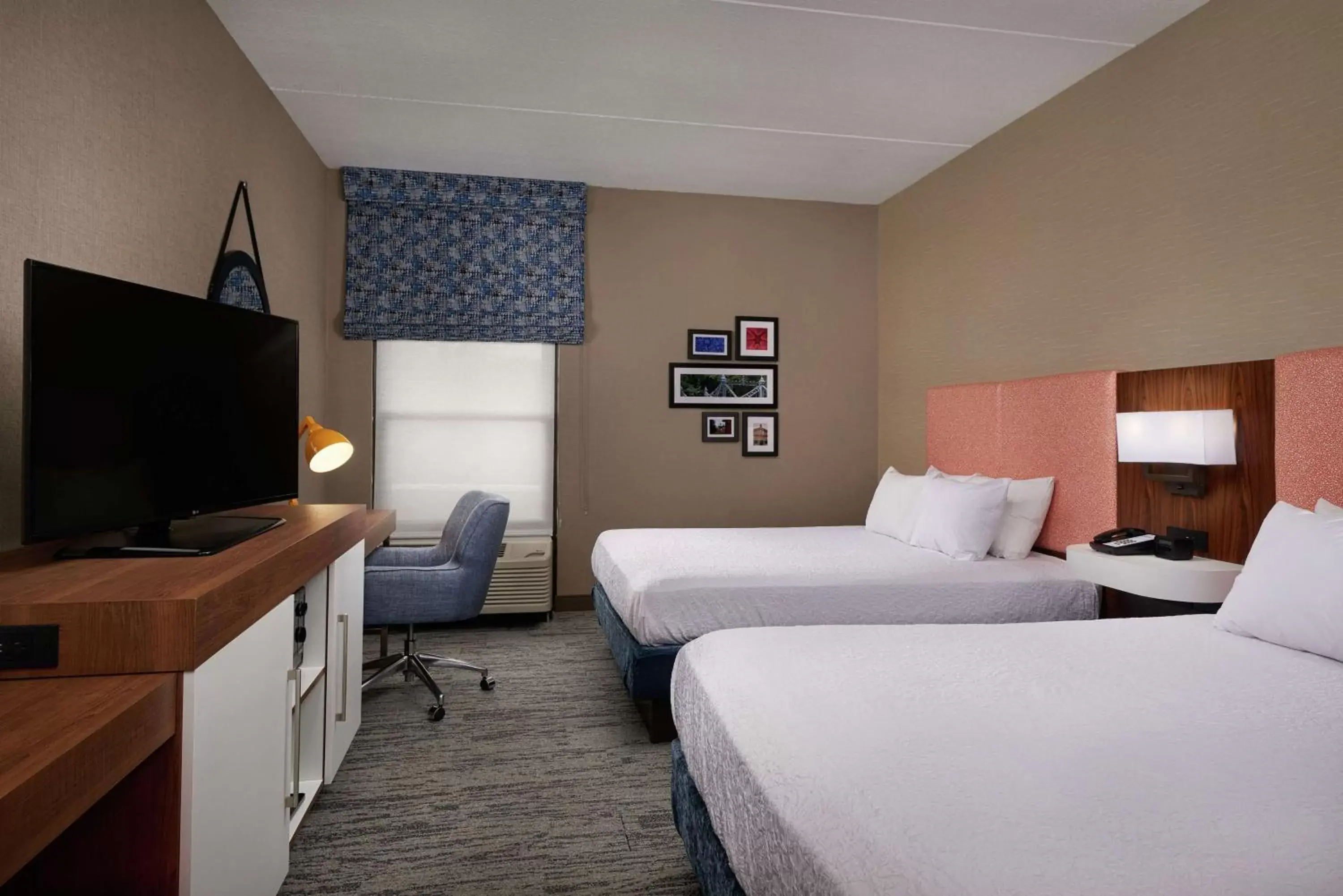 Bed in Hampton Inn by Hilton Youngstown-West I-80 Bed in Hampton Inn by Hilton Youngstown-West I-80