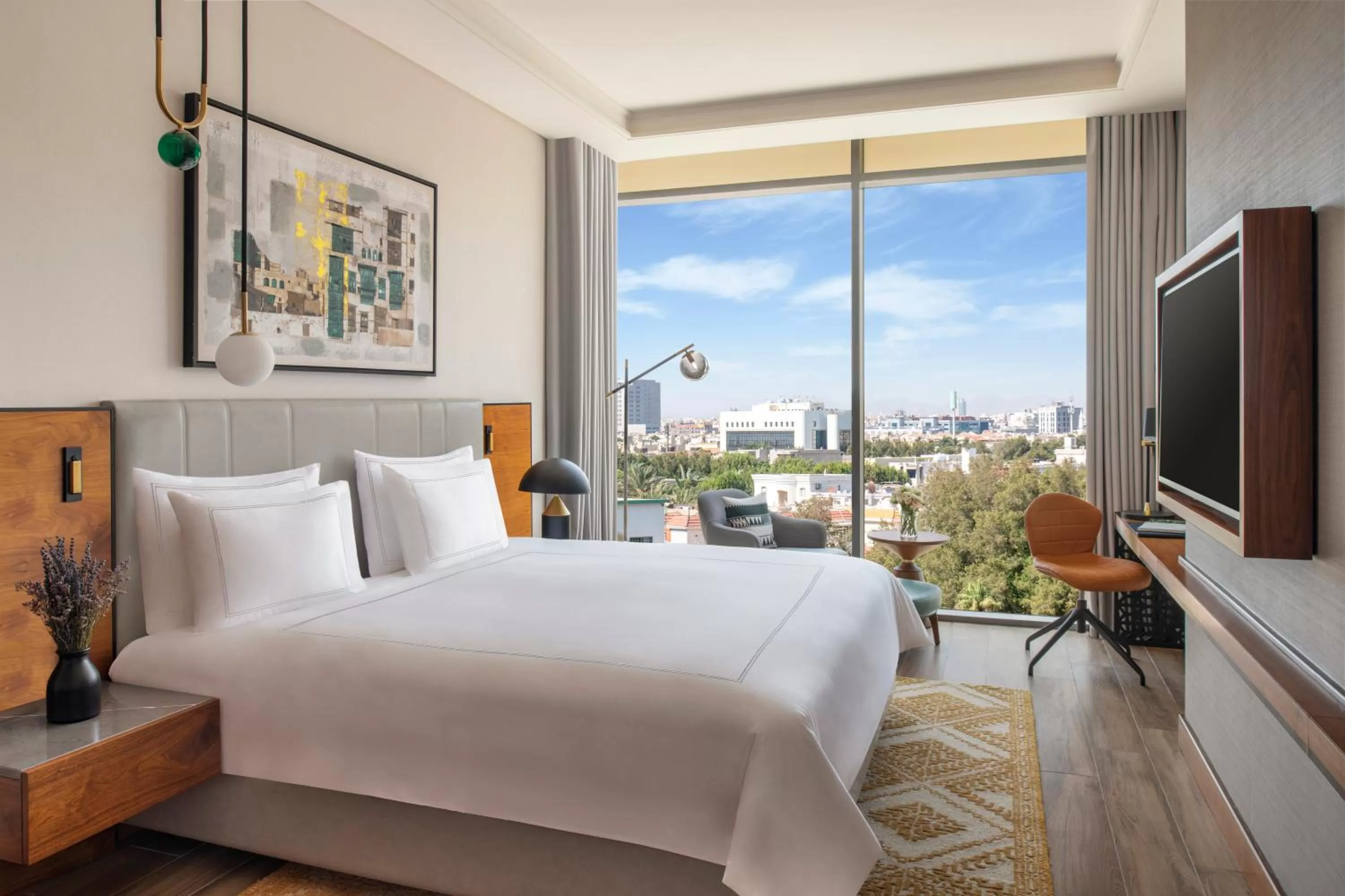 Shower, Bed in Swissotel Living Jeddah