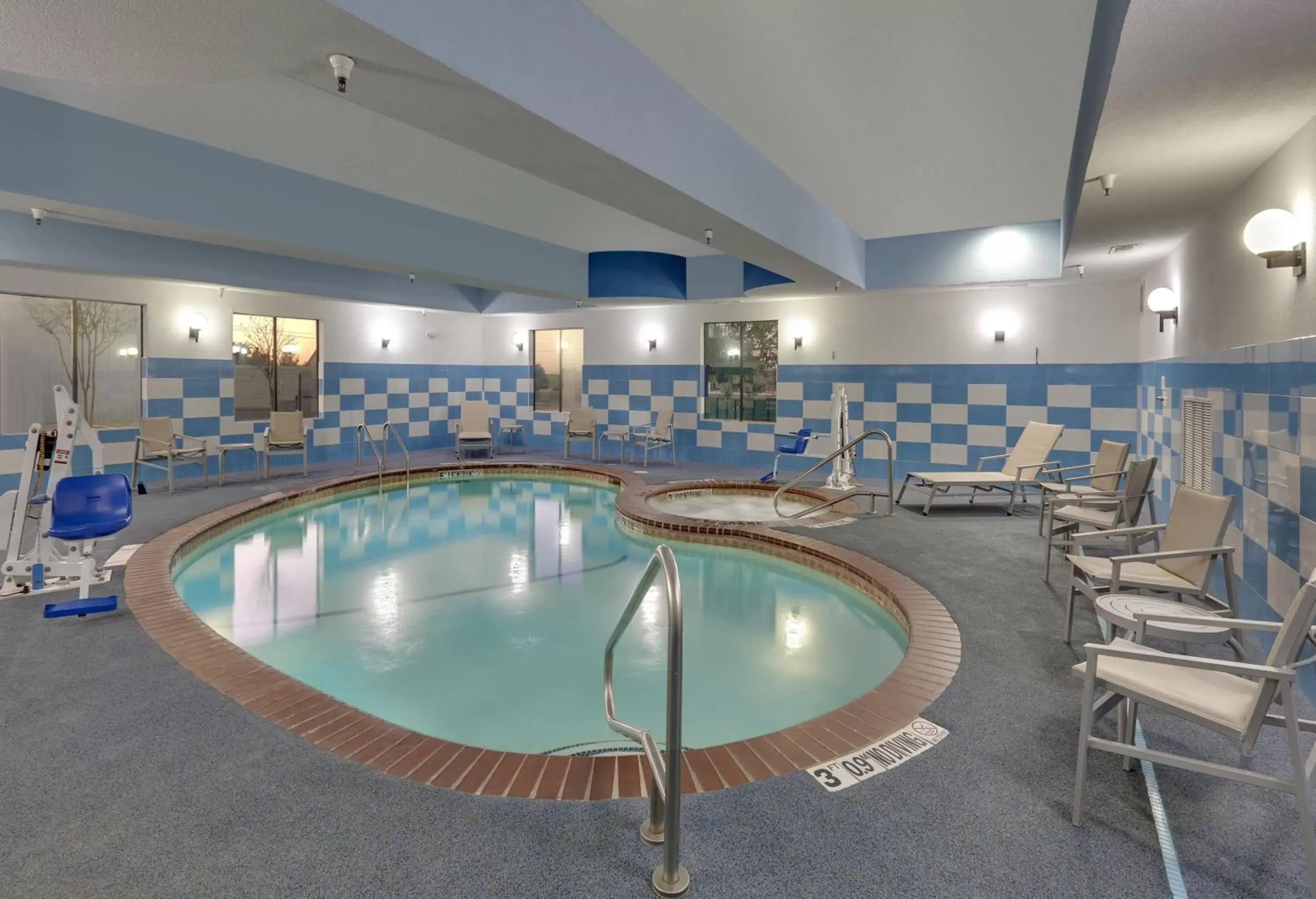Swimming Pool in Holiday Inn Express Denton UNT TWU, an IHG Hotel
