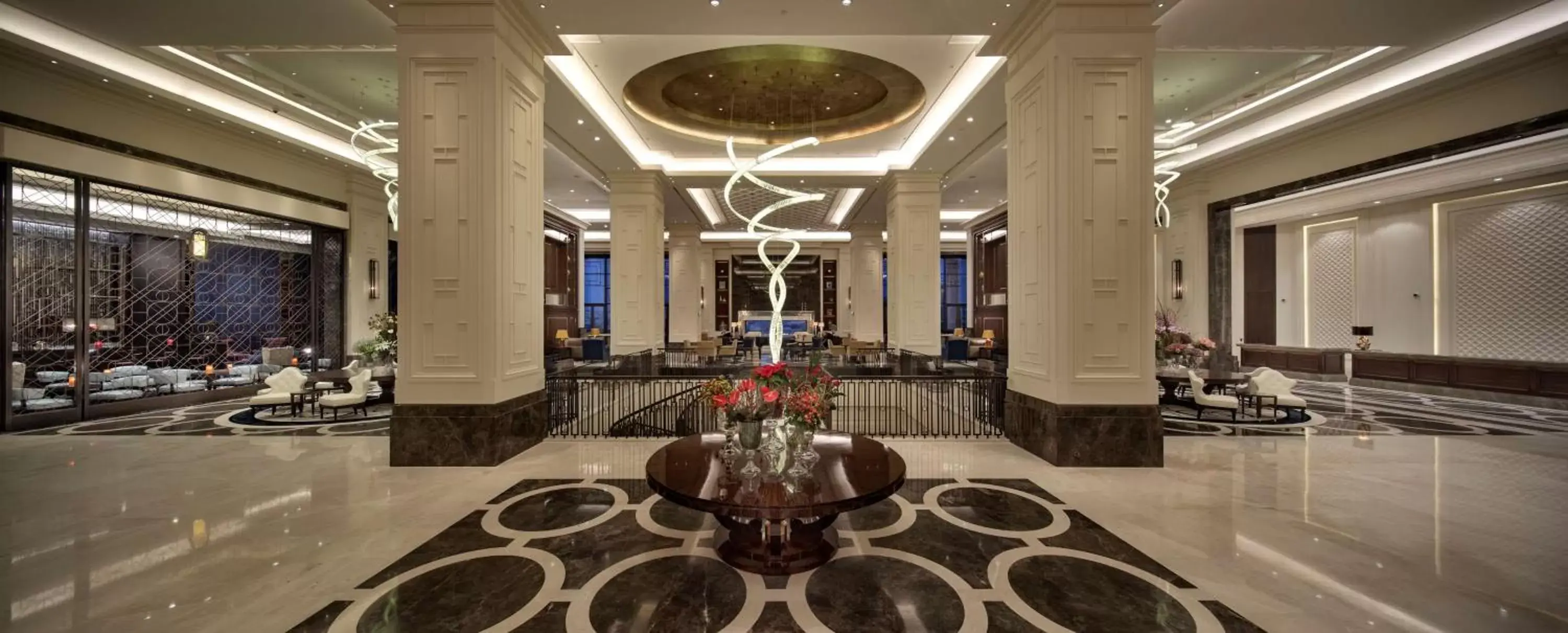 Lobby or reception in Hilton Istanbul Bomonti