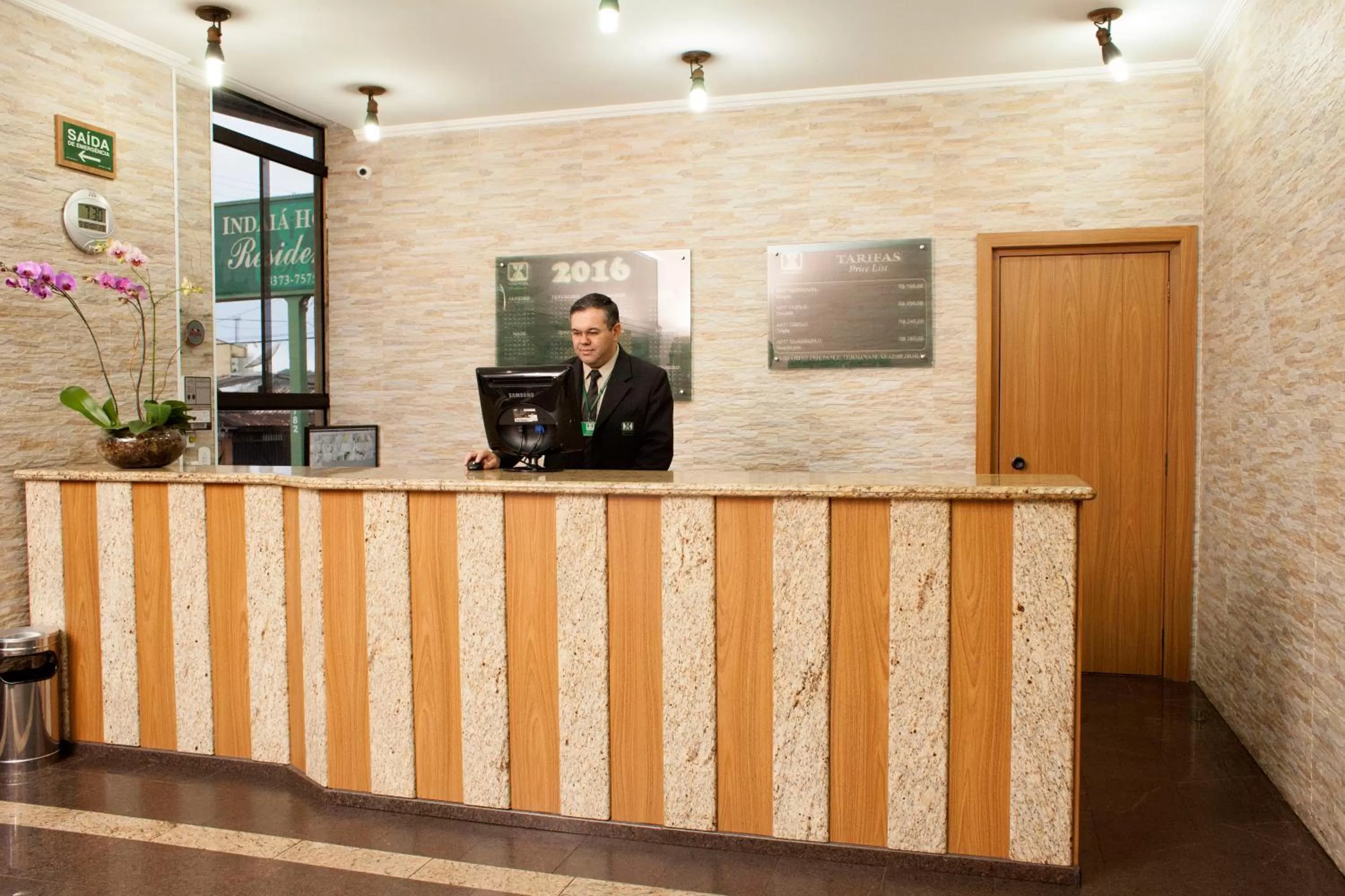Lobby or reception in Indaiá Hotel Residence