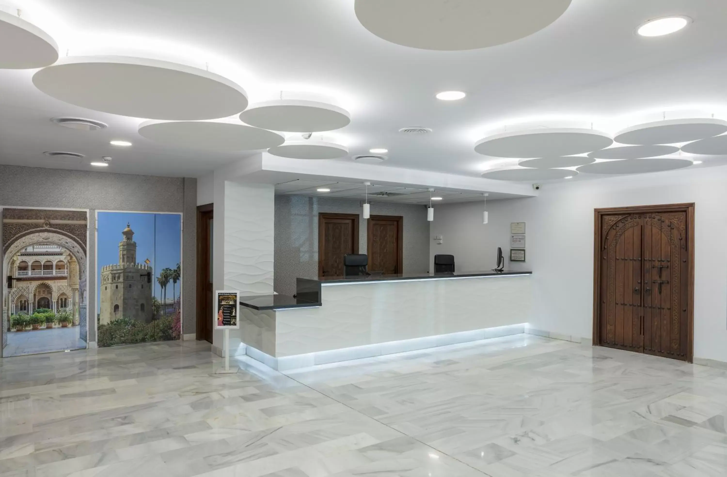 Lobby or reception in Bellavista Sevilla