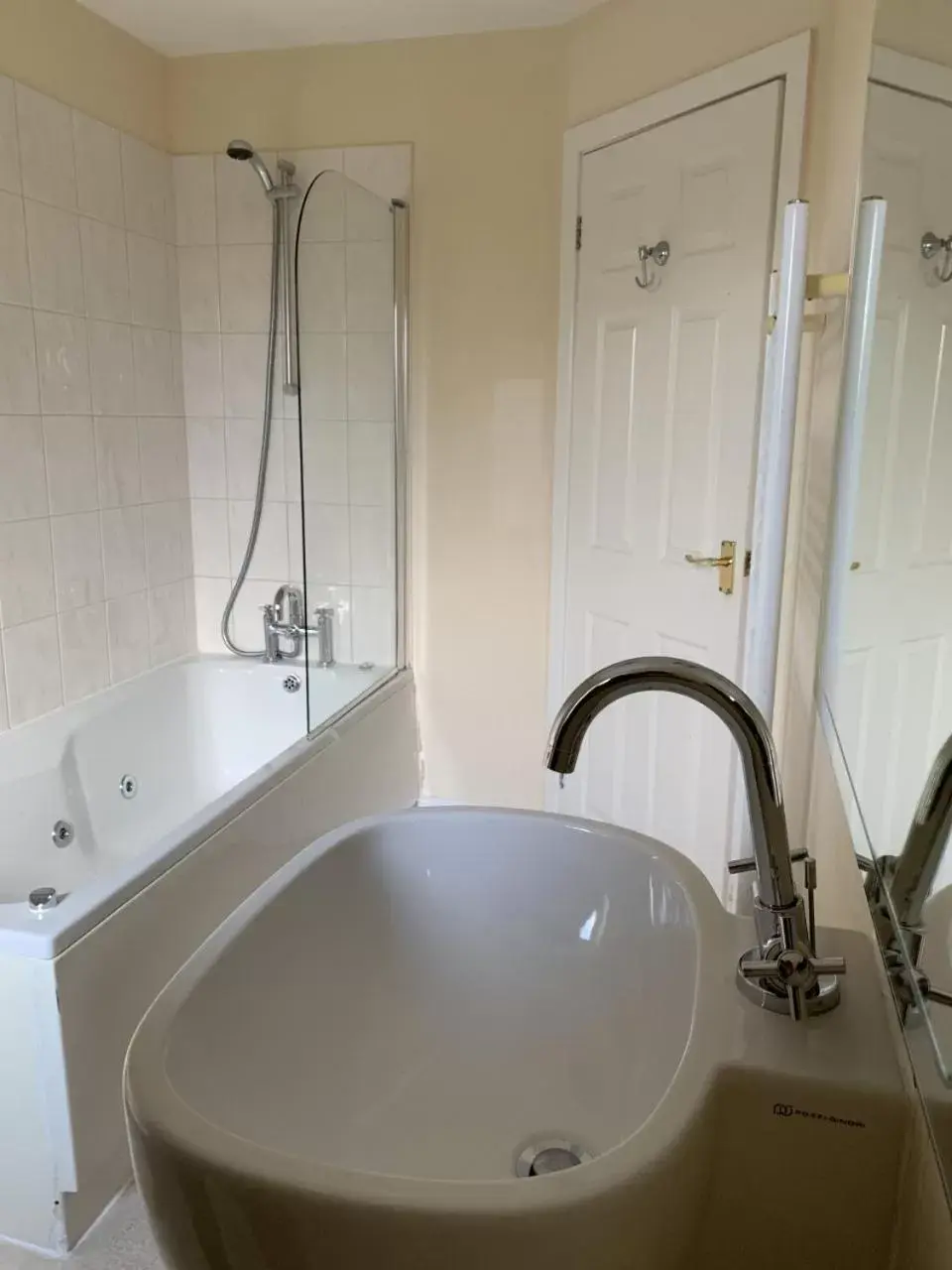 Bathroom in The Grange Hotel Brent Knoll