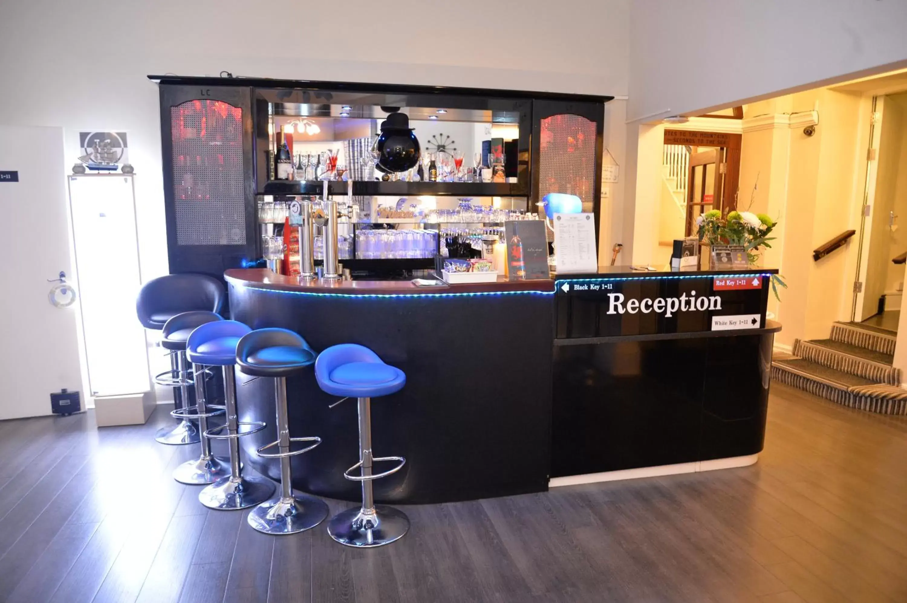 Lounge/Bar in Lauriston & Lawton Court Hotel