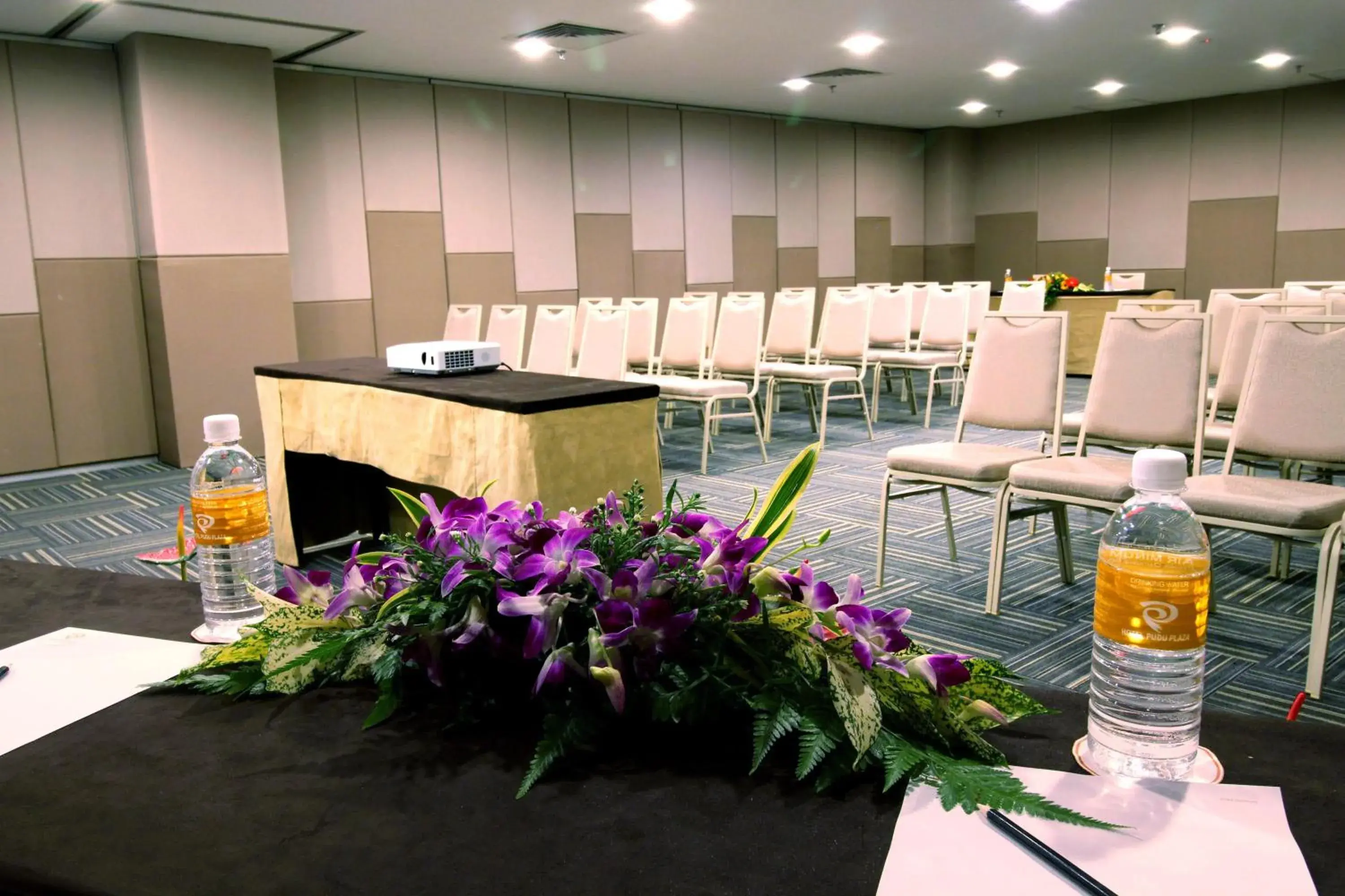 Business facilities in Hotel Pudu Plaza Kuala Lumpur