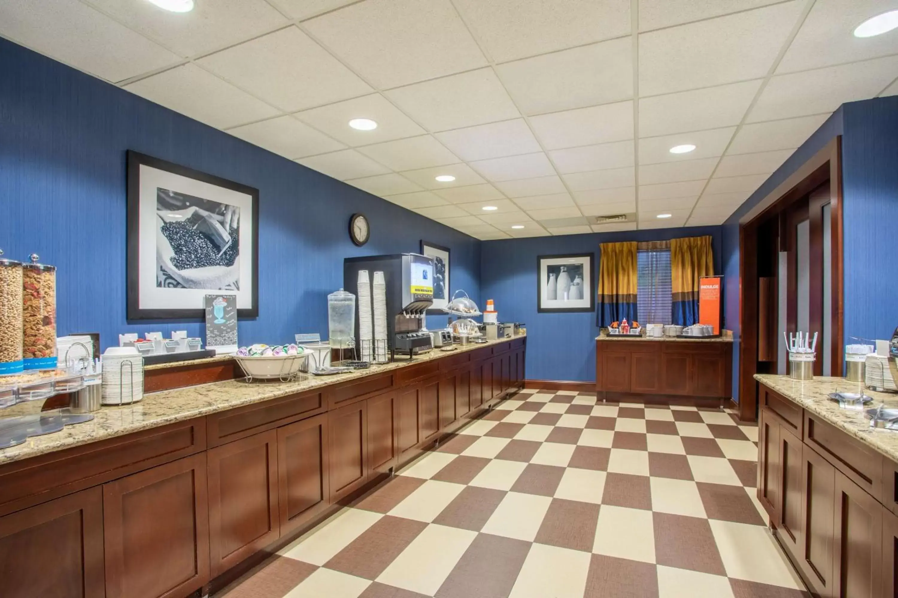 Dining area, Restaurant/Places to Eat in Hampton Inn Fishkill