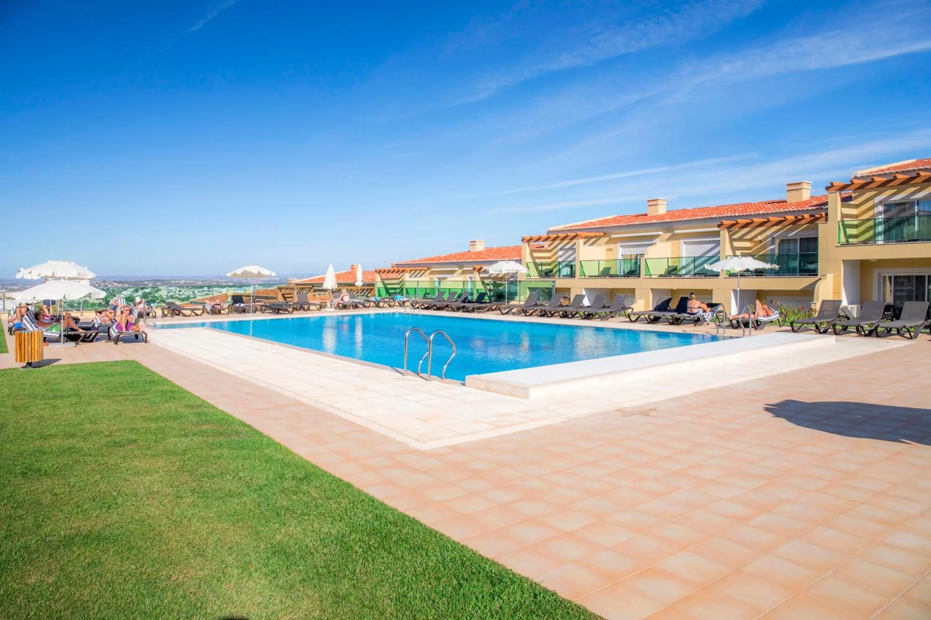 Swimming pool in Boavista Golf & Spa - Bela Colina Holidays