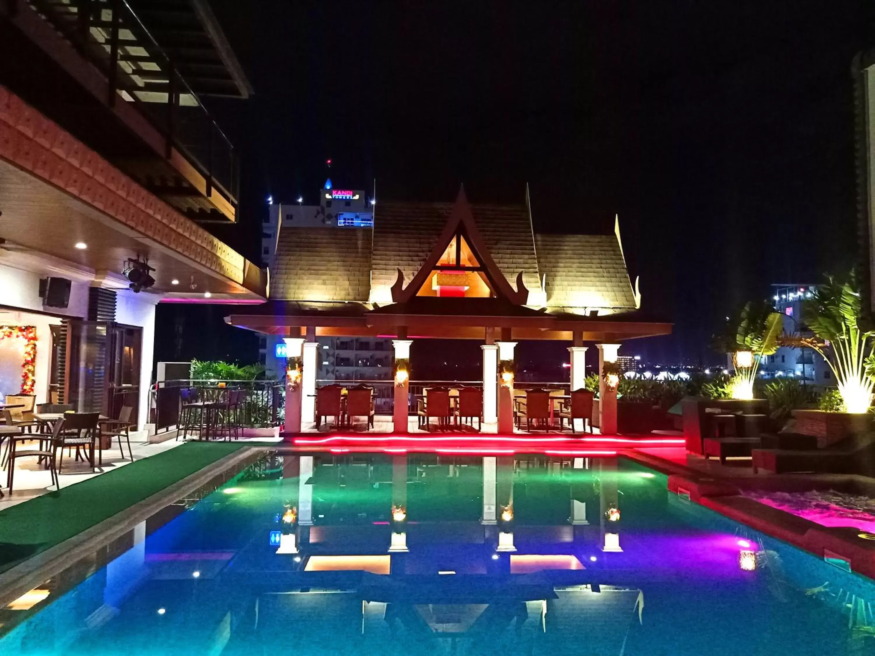 Swimming Pool in Prime Asia Hotel