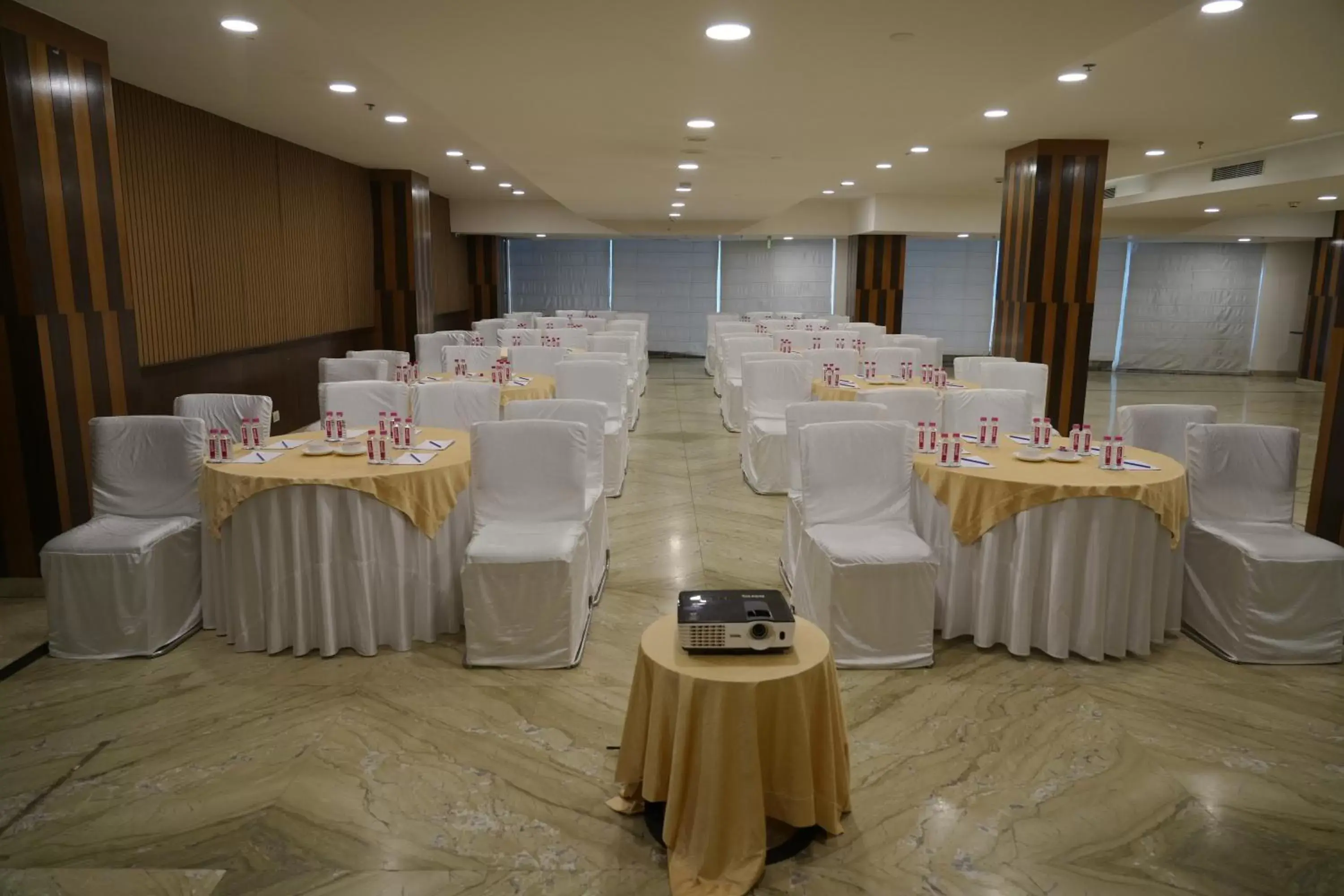 Meeting/conference room, Banquet Facilities in Four Points by Sheraton Vadodara