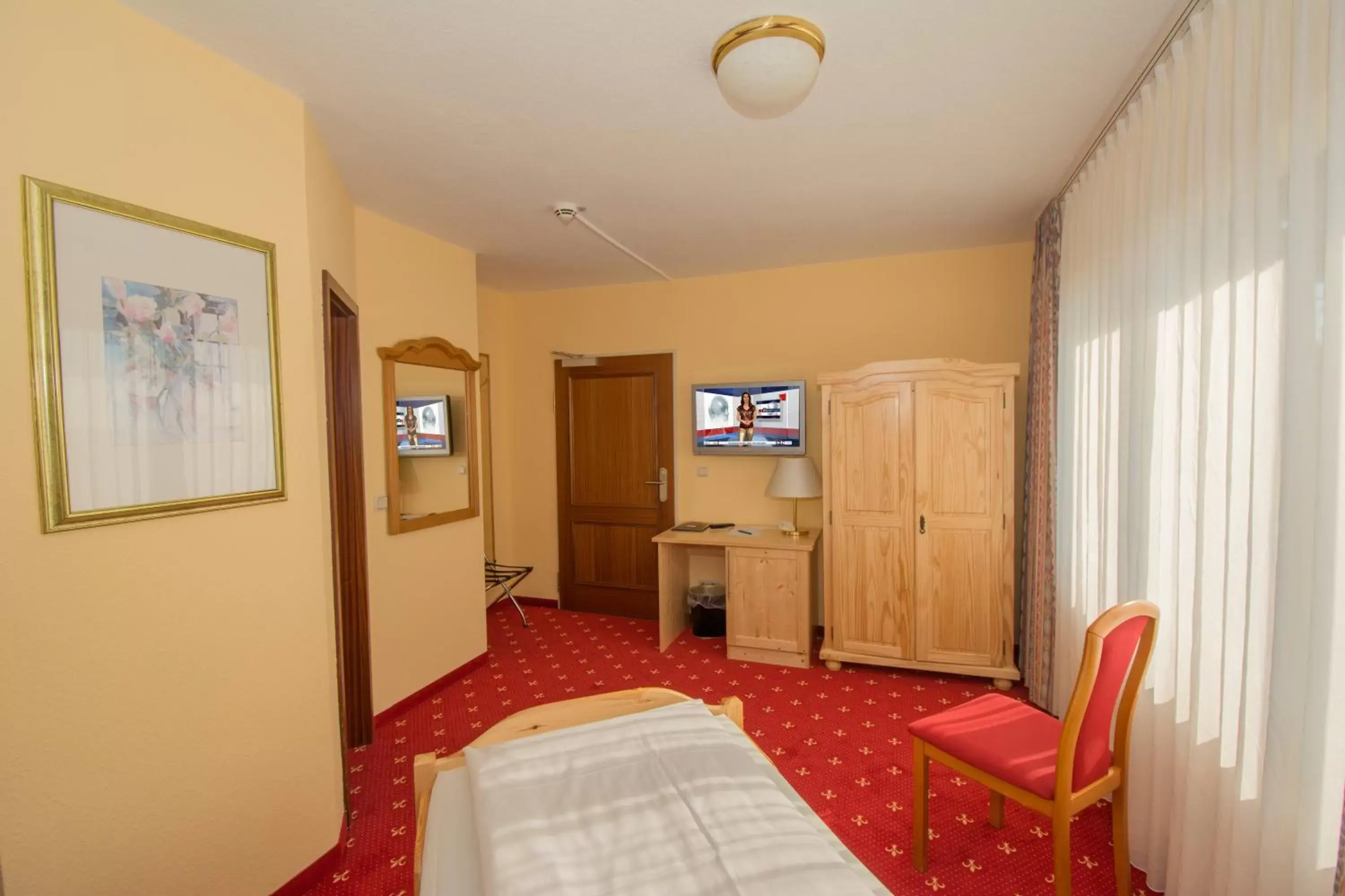Photo of the whole room, Bed in Akzent Aktiv & Vital Hotel Thüringen