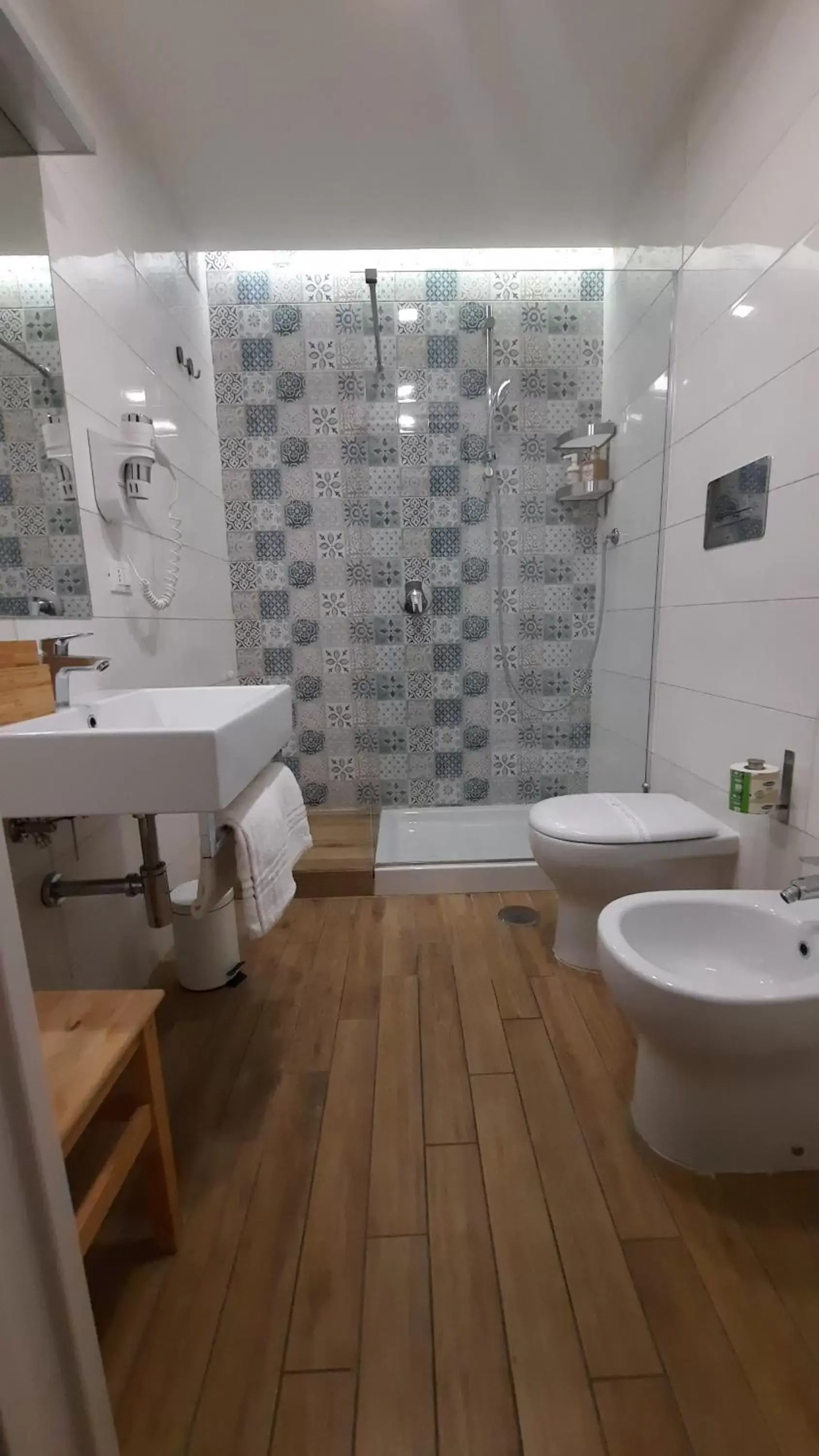 Bathroom in Napolinn